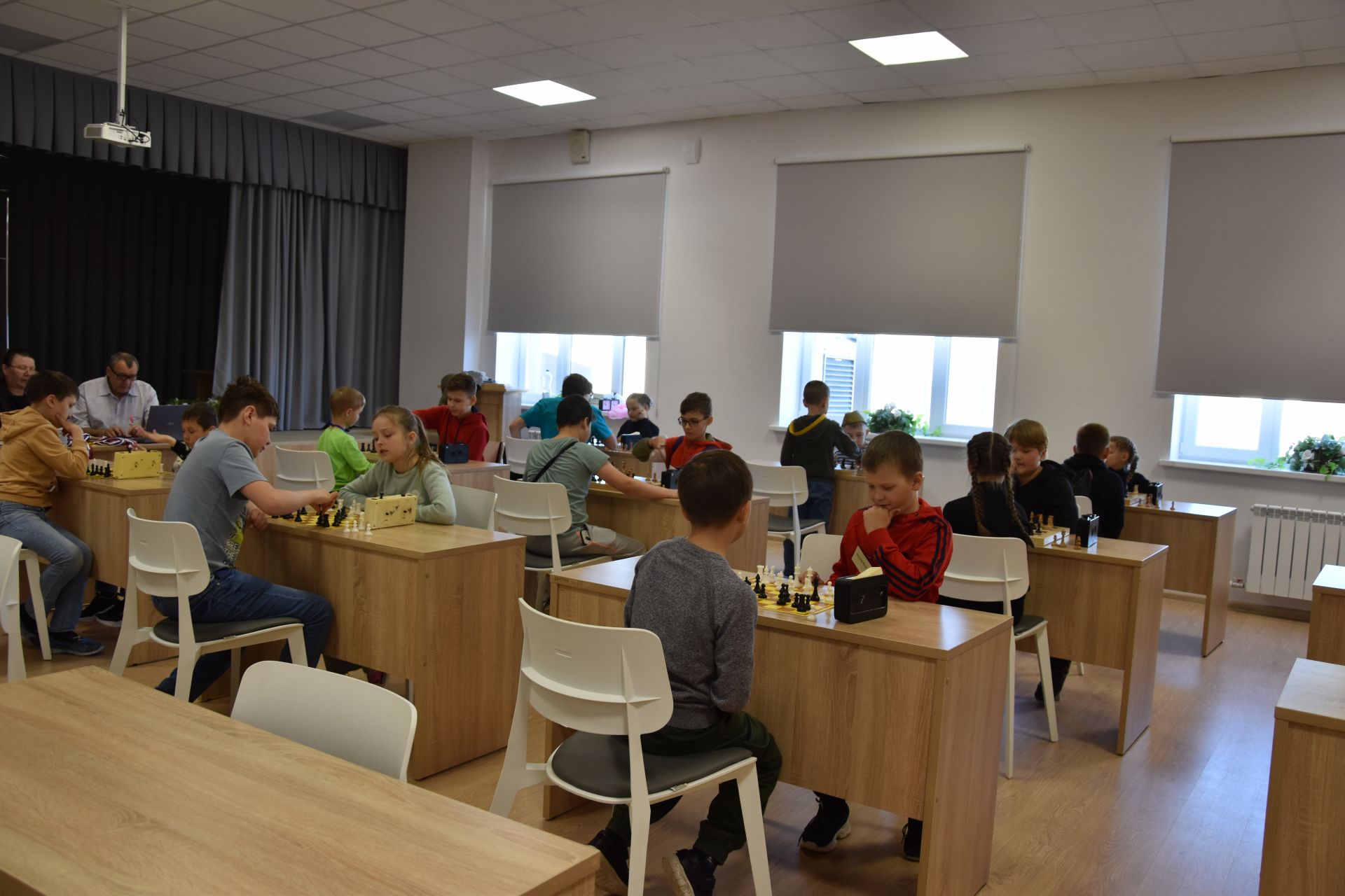 В День Победы юные шахматисты Нурлата участвовали в шахматном турнире памяти Героя России