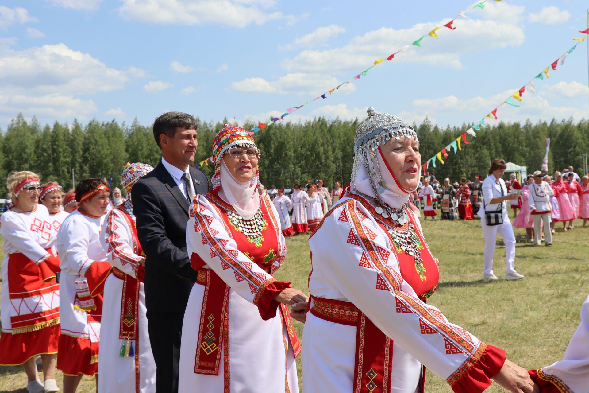 В Нурлате ярко и красочно встретили Уяв