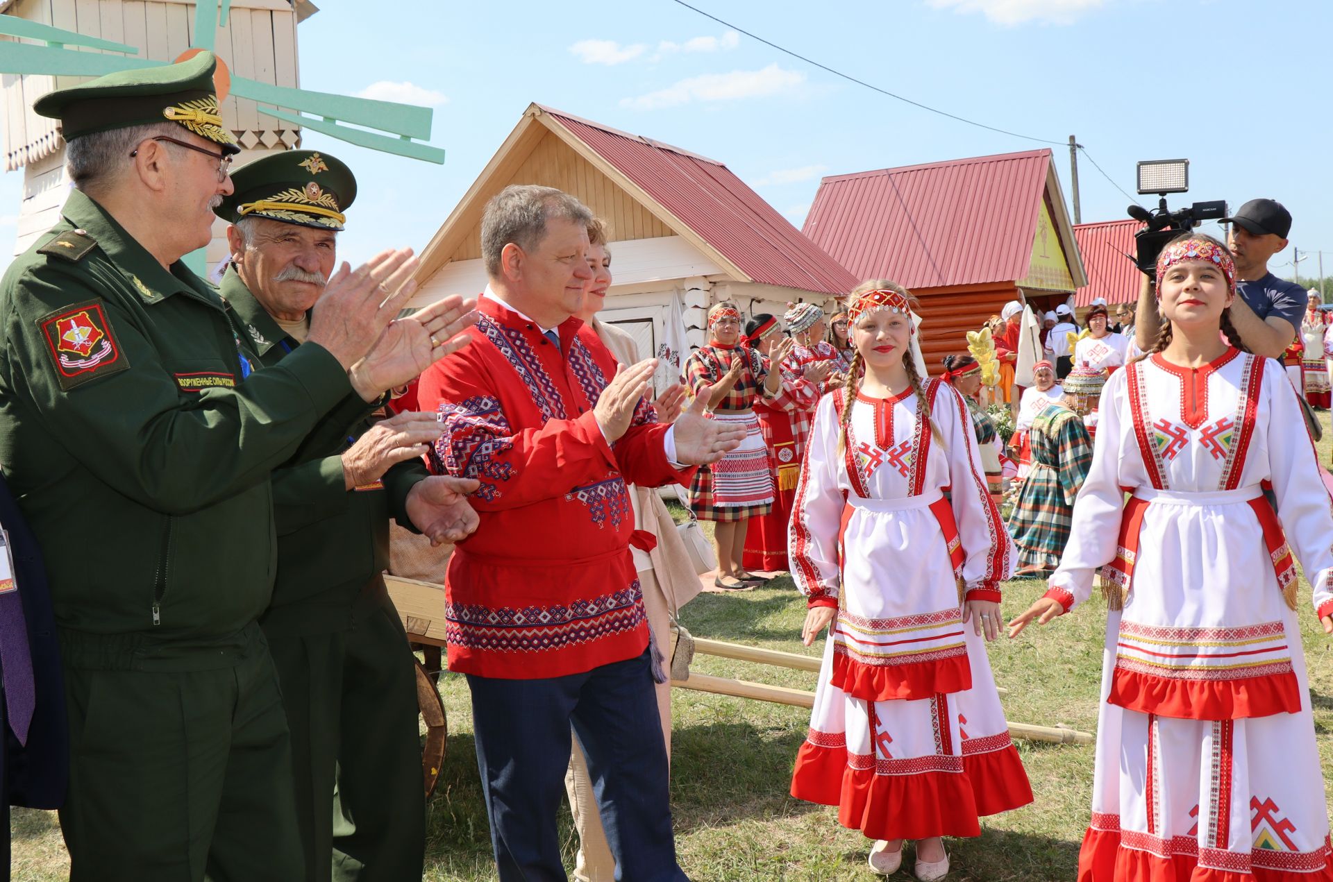 В Нурлате ярко и красочно встретили Уяв