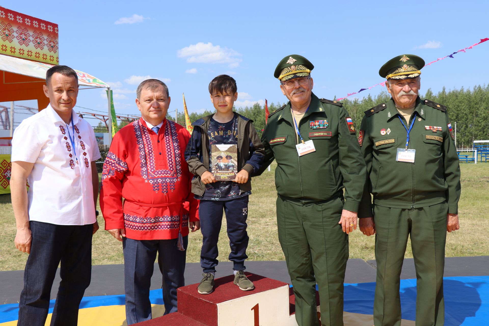 На нурлатском Уяве прошел традиционный турнир по чувашской борьбе на поясах