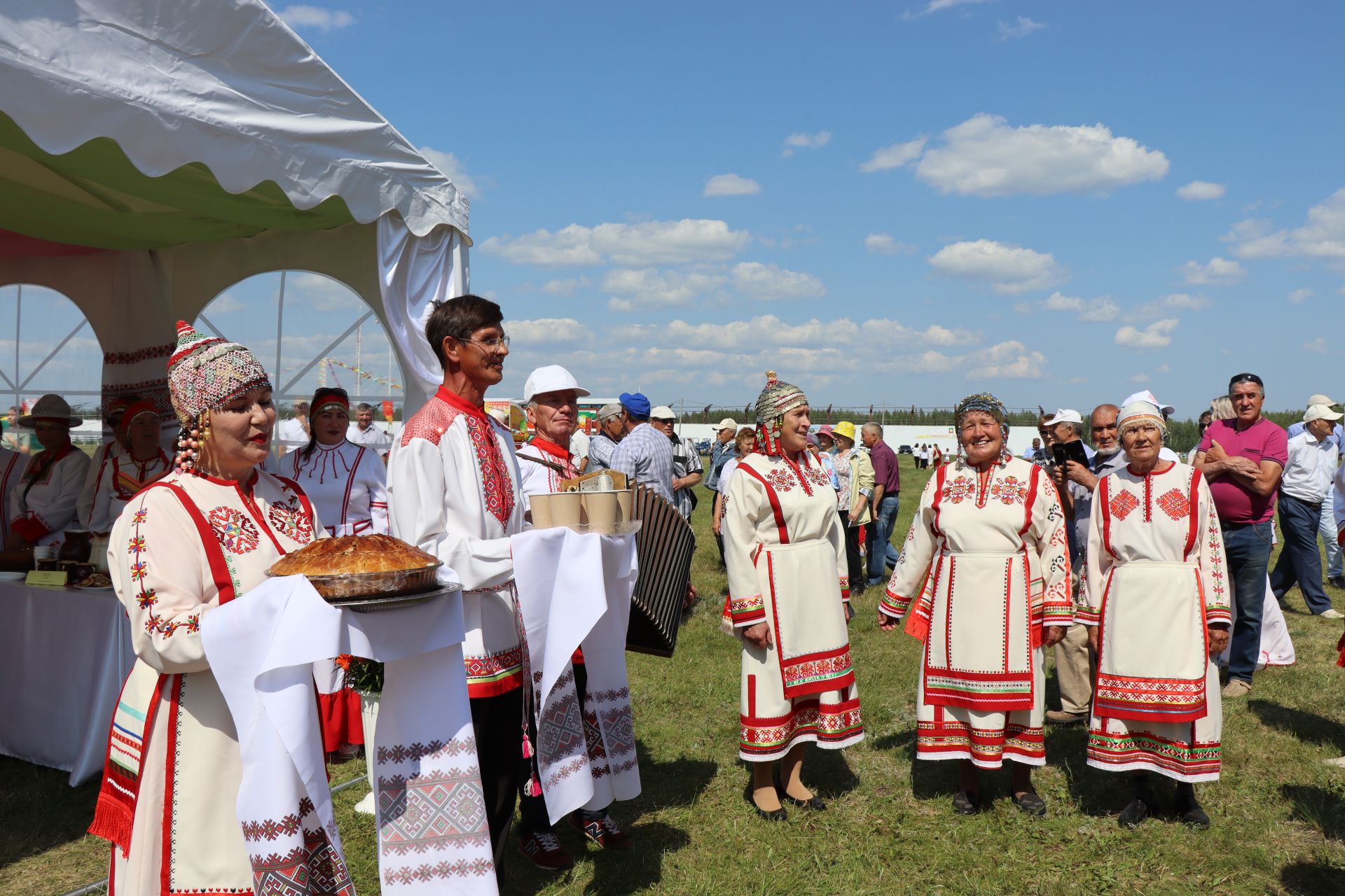 В Нурлате ярко и красочно встретили Уяв