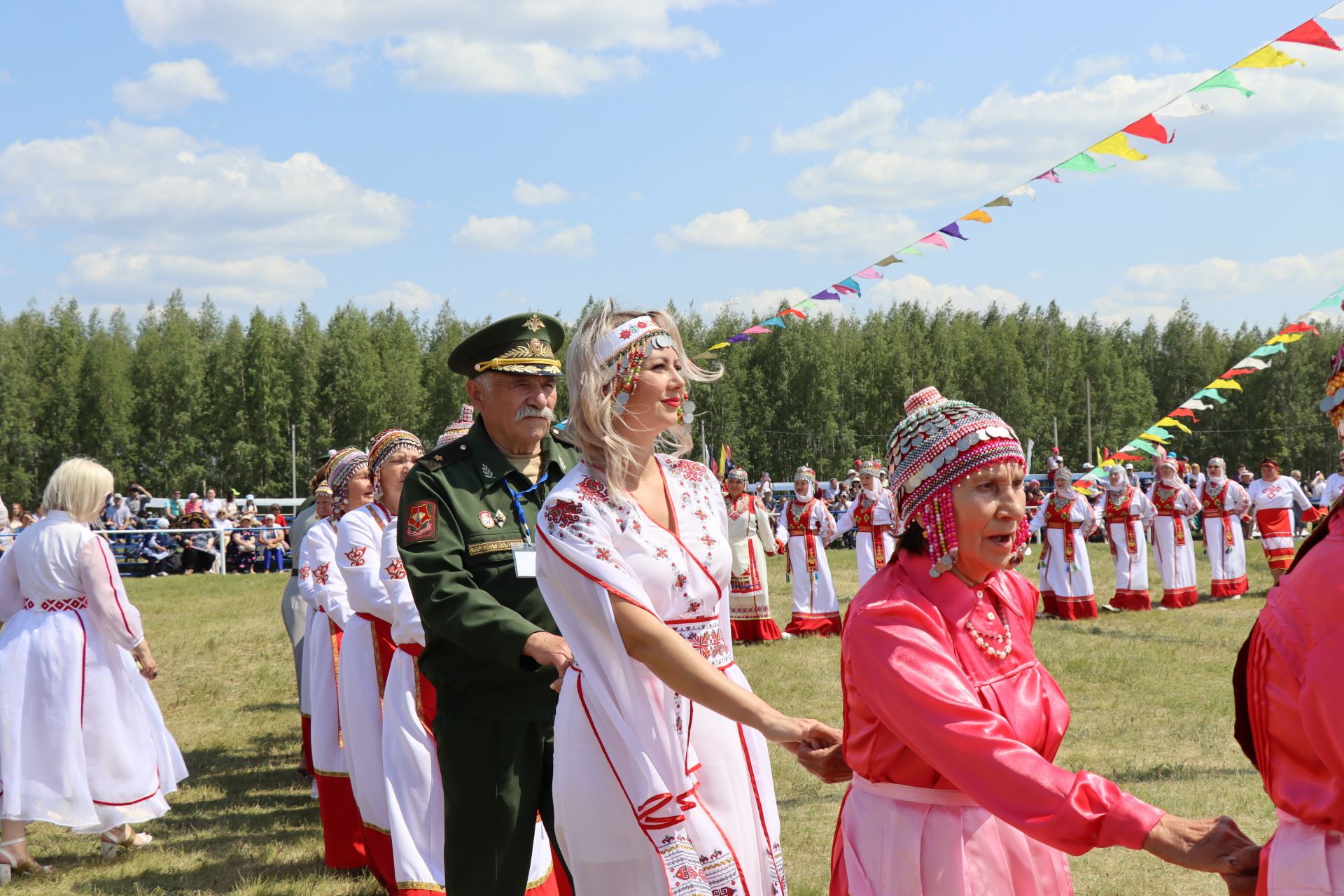 В Нурлате ярко и красочно встретили Уяв