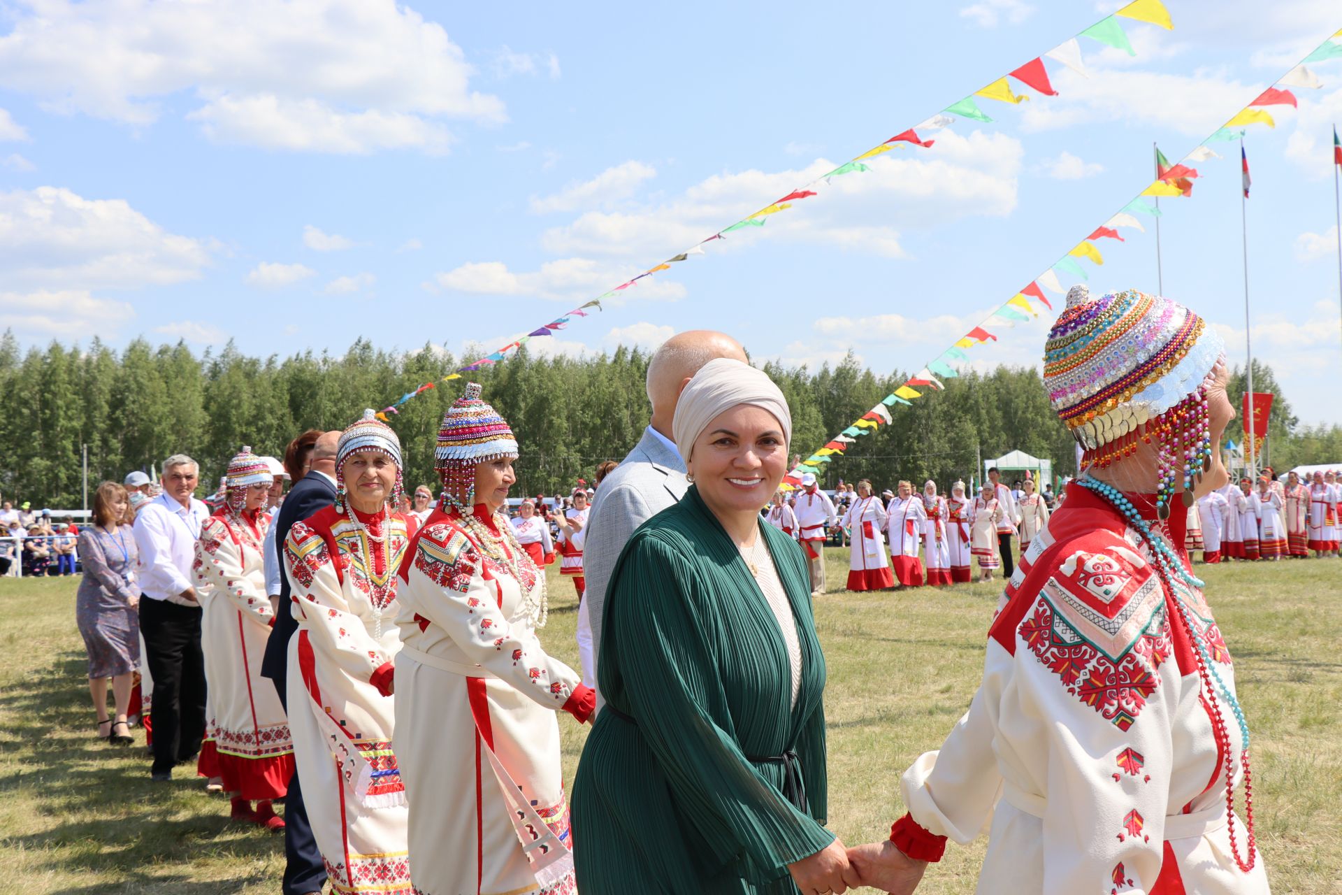 В Нурлате ярко и красочно встретили Уяв