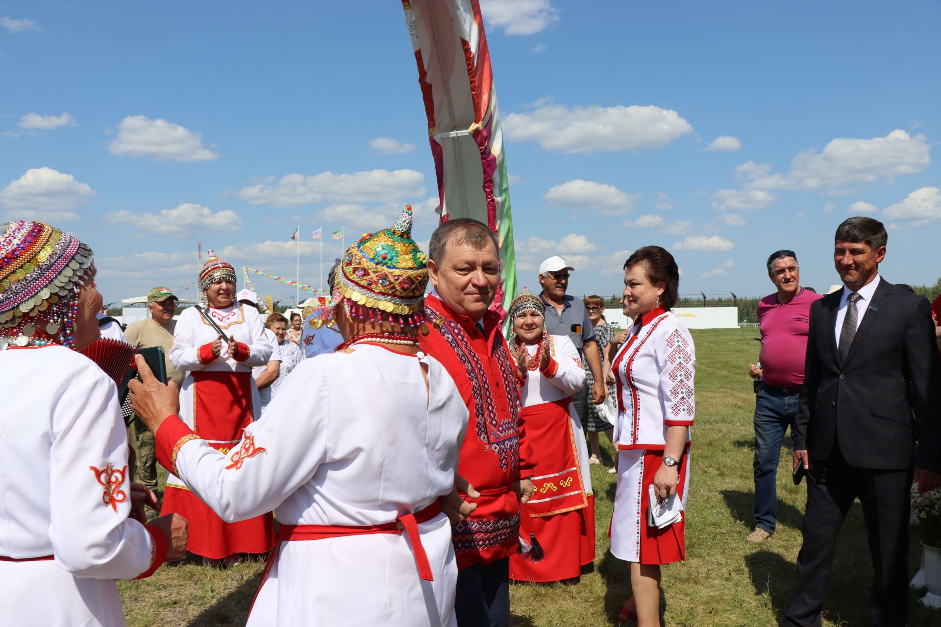 В Нурлате ярко и красочно встретили Уяв