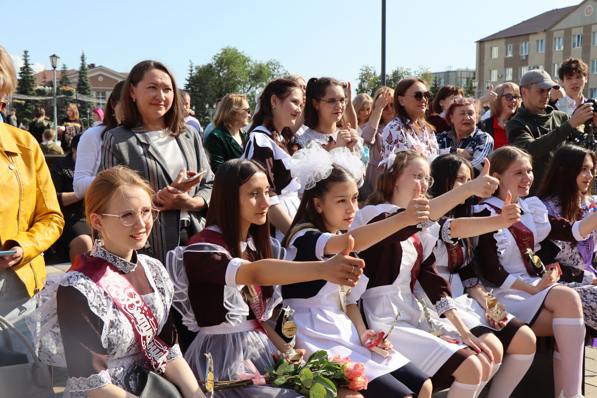 В Нурлате сегодня чествовали отличников учебы