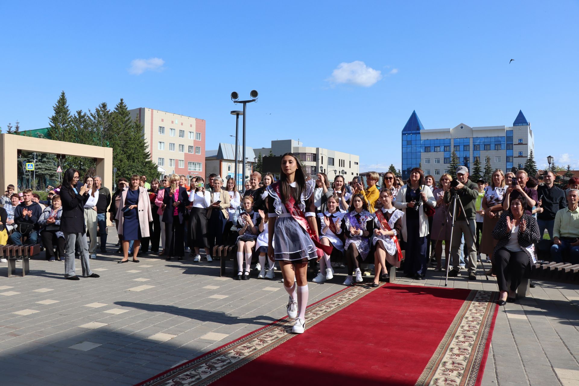 В Нурлате сегодня чествовали отличников учебы