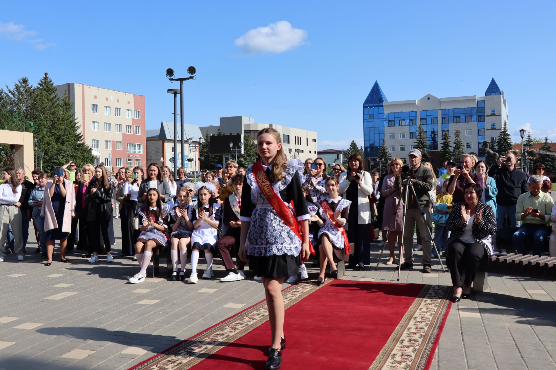 В Нурлате сегодня чествовали отличников учебы