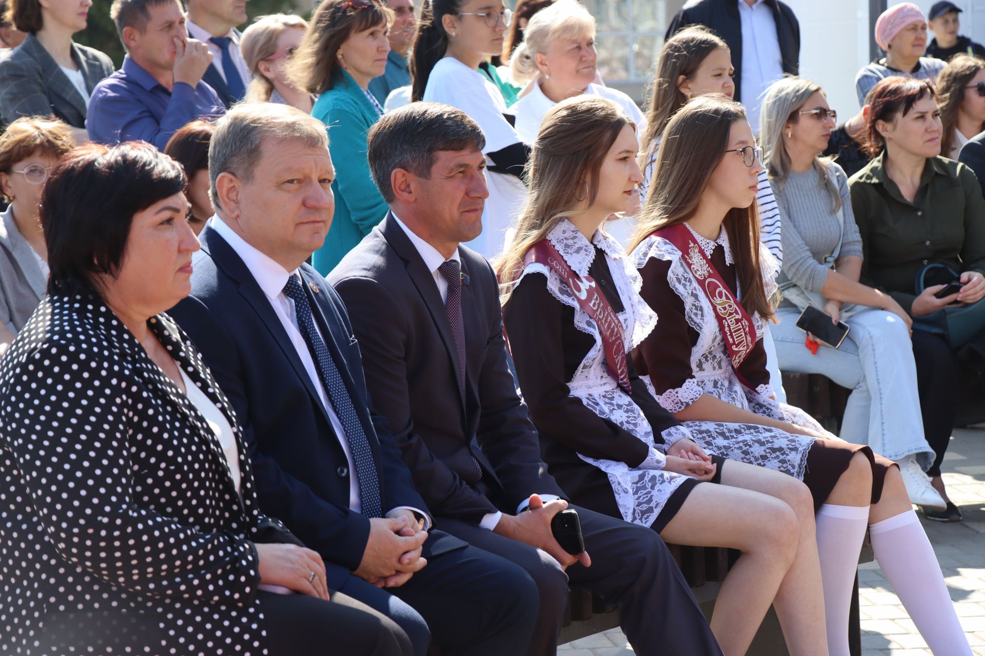 В Нурлате сегодня чествовали отличников учебы