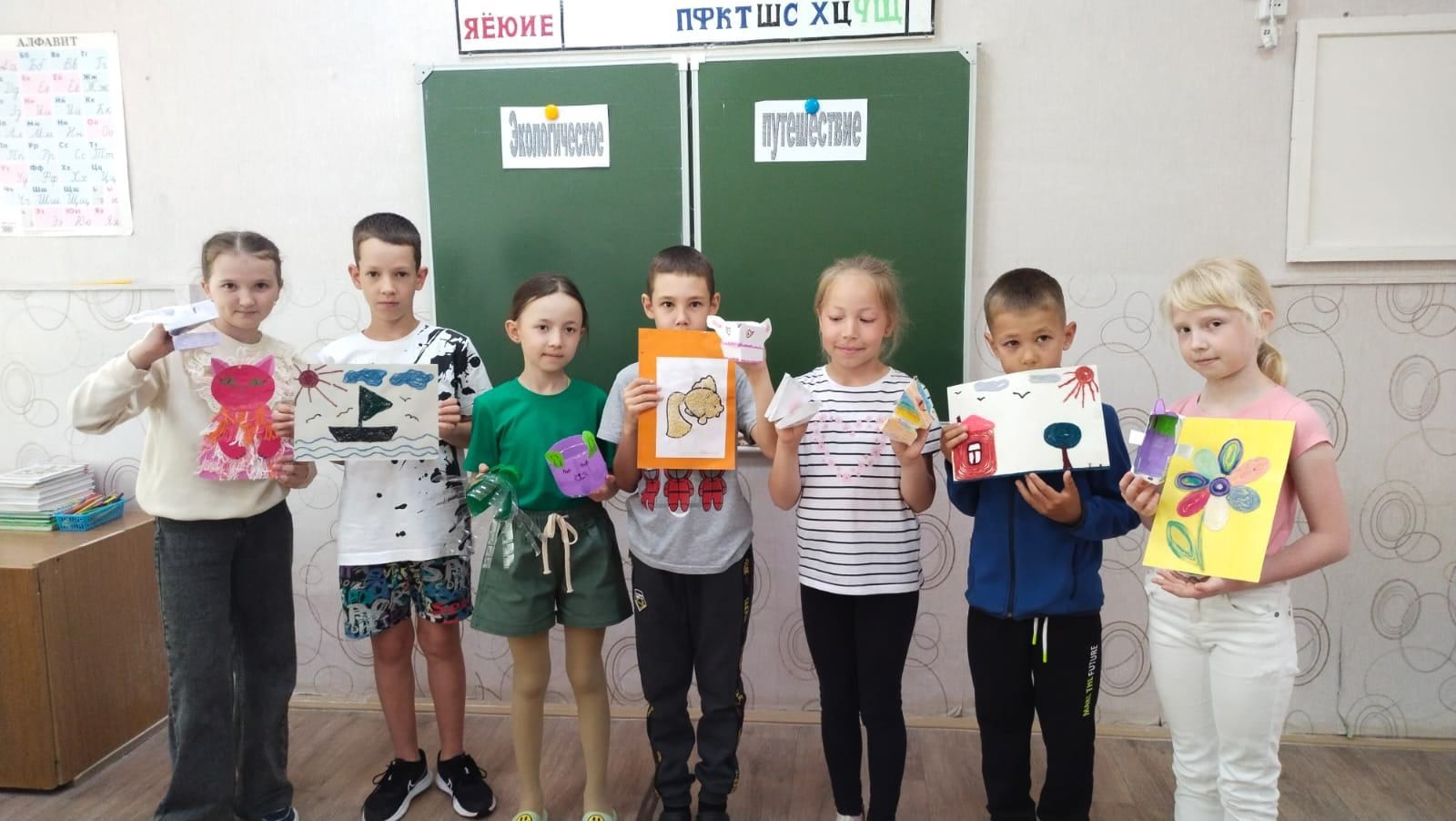 Юные нурлатцы приняли участие в конкурсе поделок ко Всемирному дню охраны окружающей среды