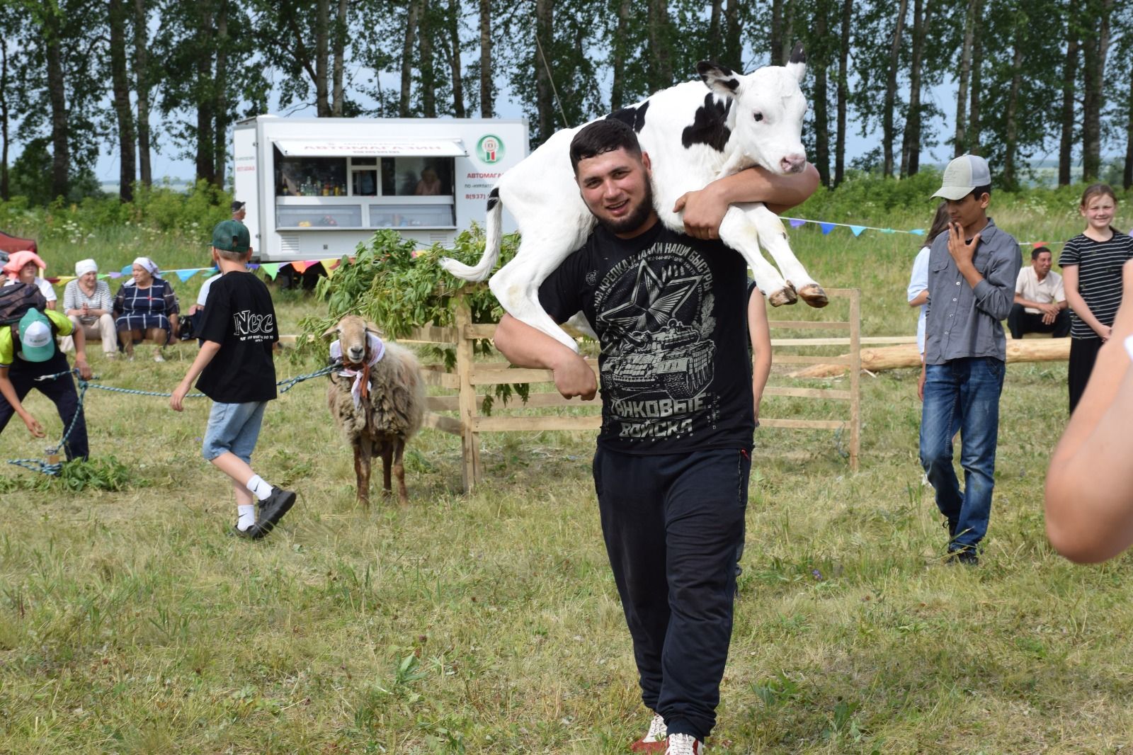 В Курманаеве День села прошел в формате Сабантуя