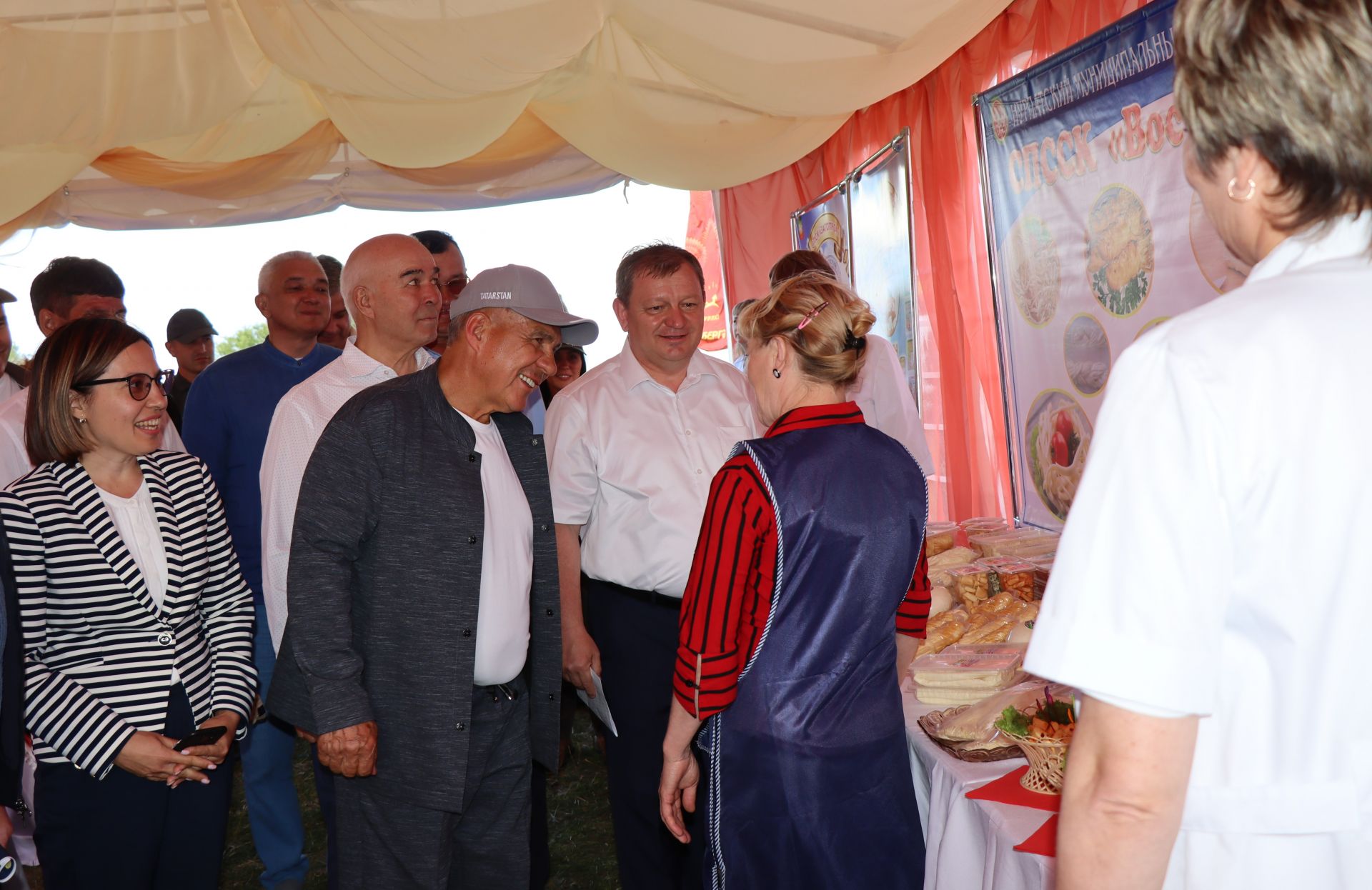 Нурлат с рабочим визитом посетил Рустам Минниханов