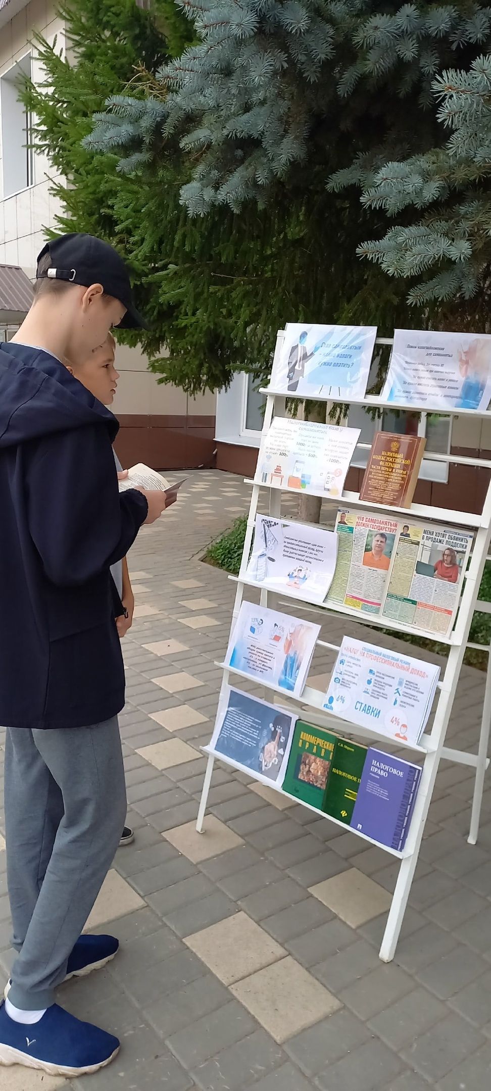 Нурлатская центральная библиотека организовала для жителей города выставку с памятками