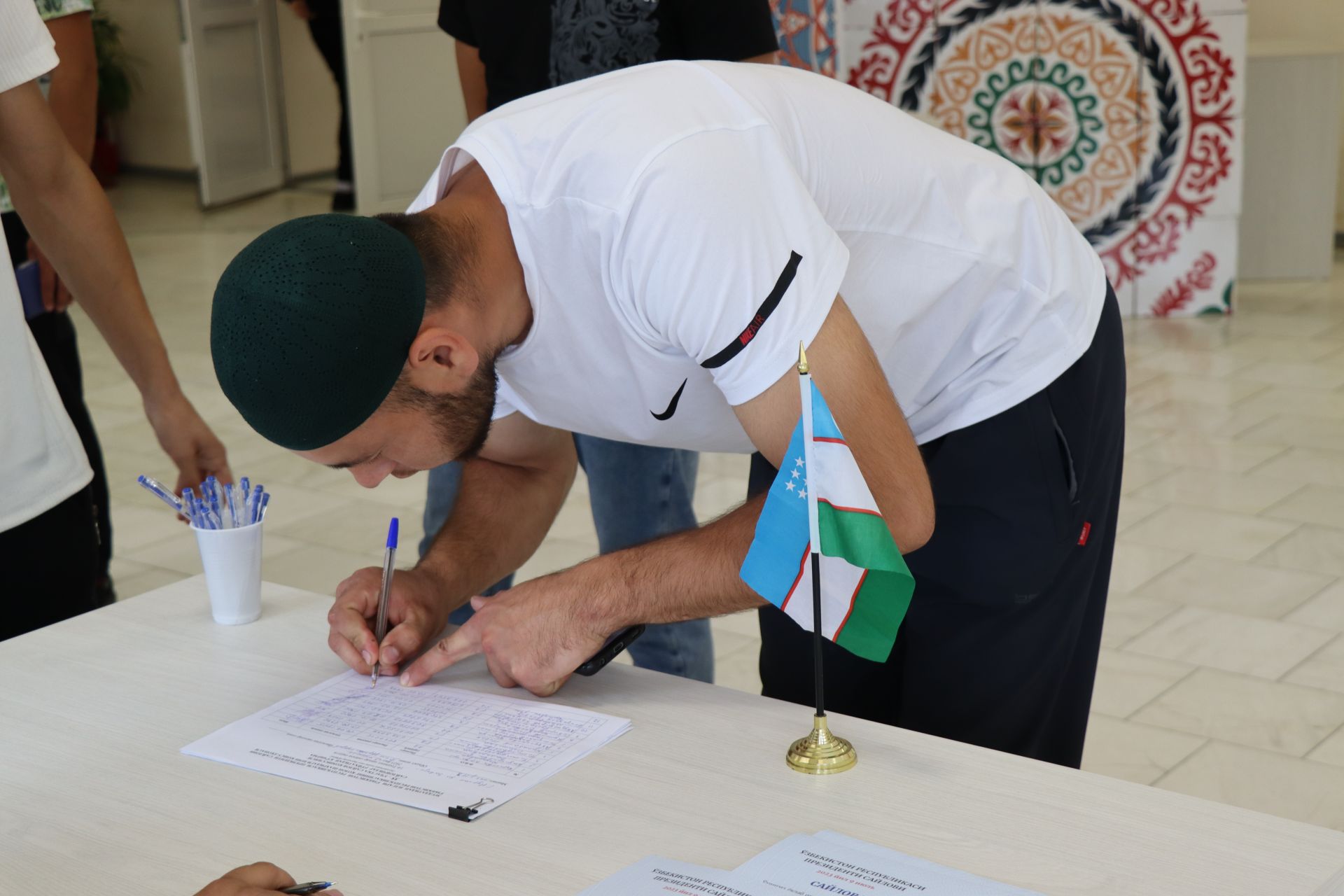 В Нурлате прошли досрочные выборы Президента Узбекистана