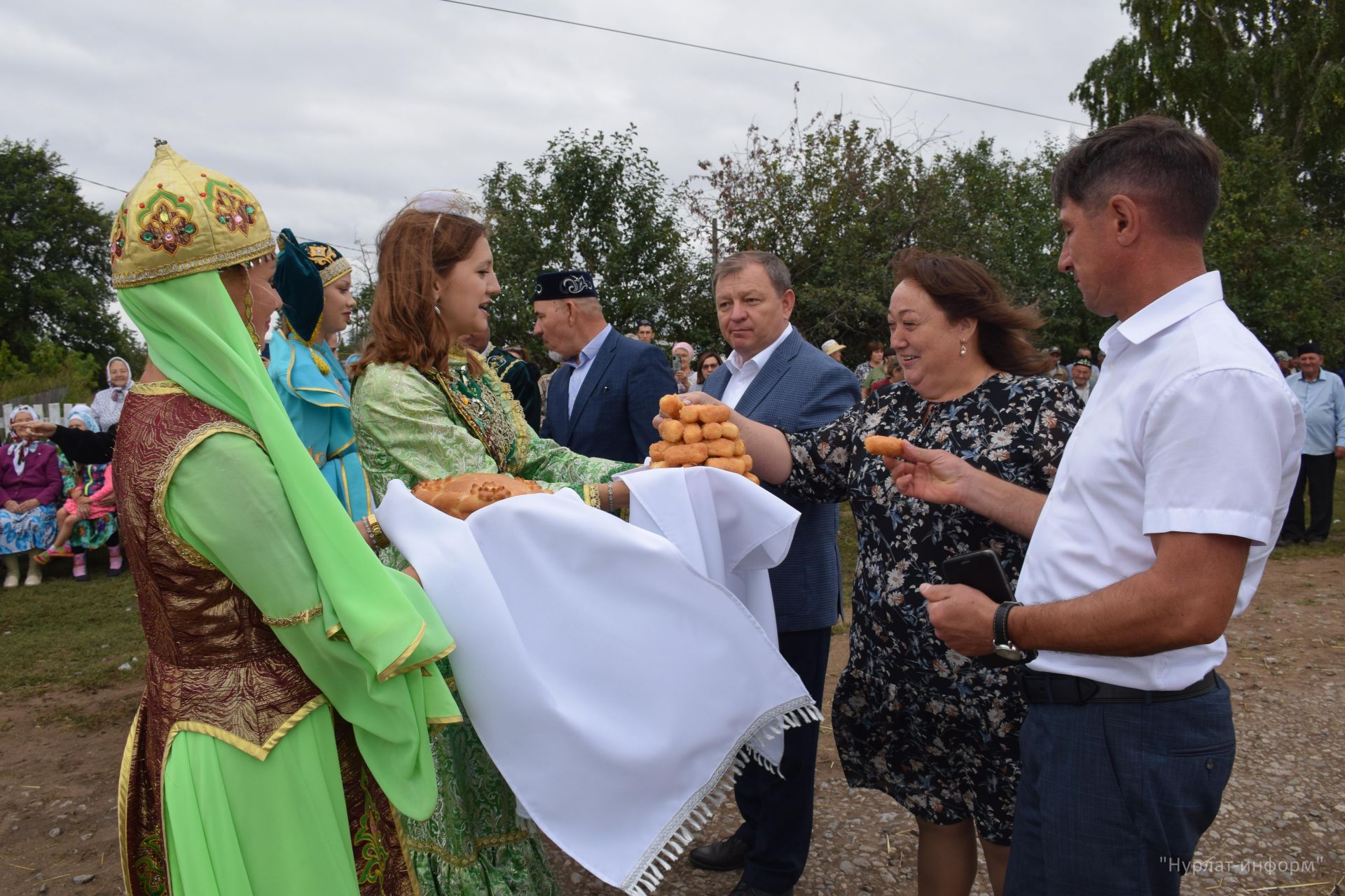 В деревне Кривое Озеро Нурлатского района торжественно открыли новый мост