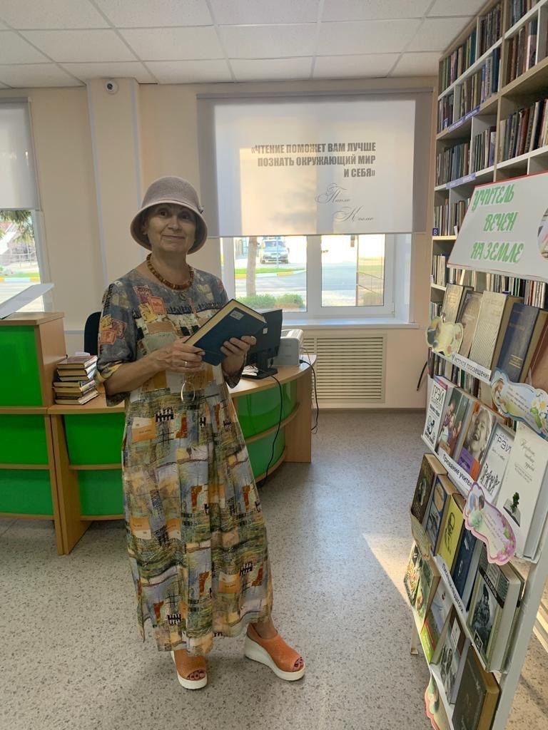 В центральной библиотеке Нурлата подготовили выставку книг об учителях