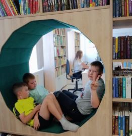 Для детей пришкольного лагеря «Солнышко» провели мероприятие в библиотеке