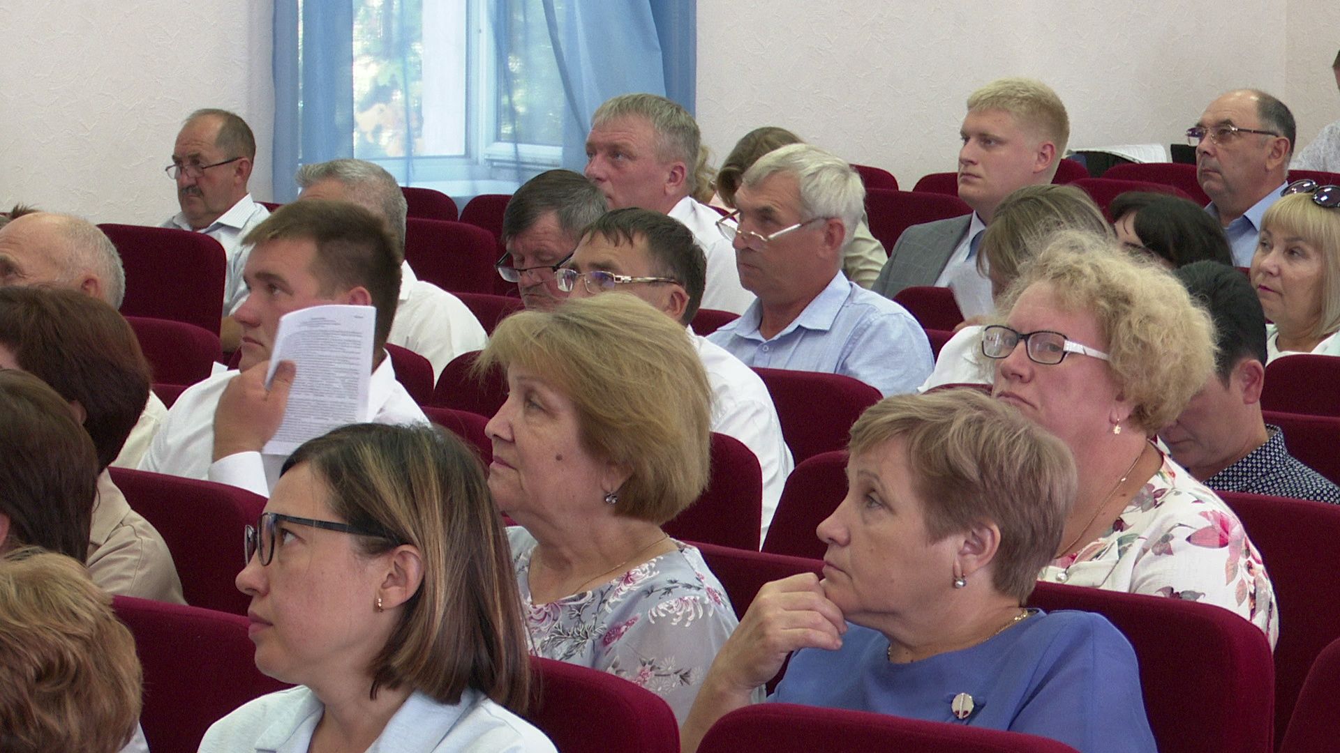 Состоялись очередные сессии Советов Нурлатского муниципального района и города Нурлат