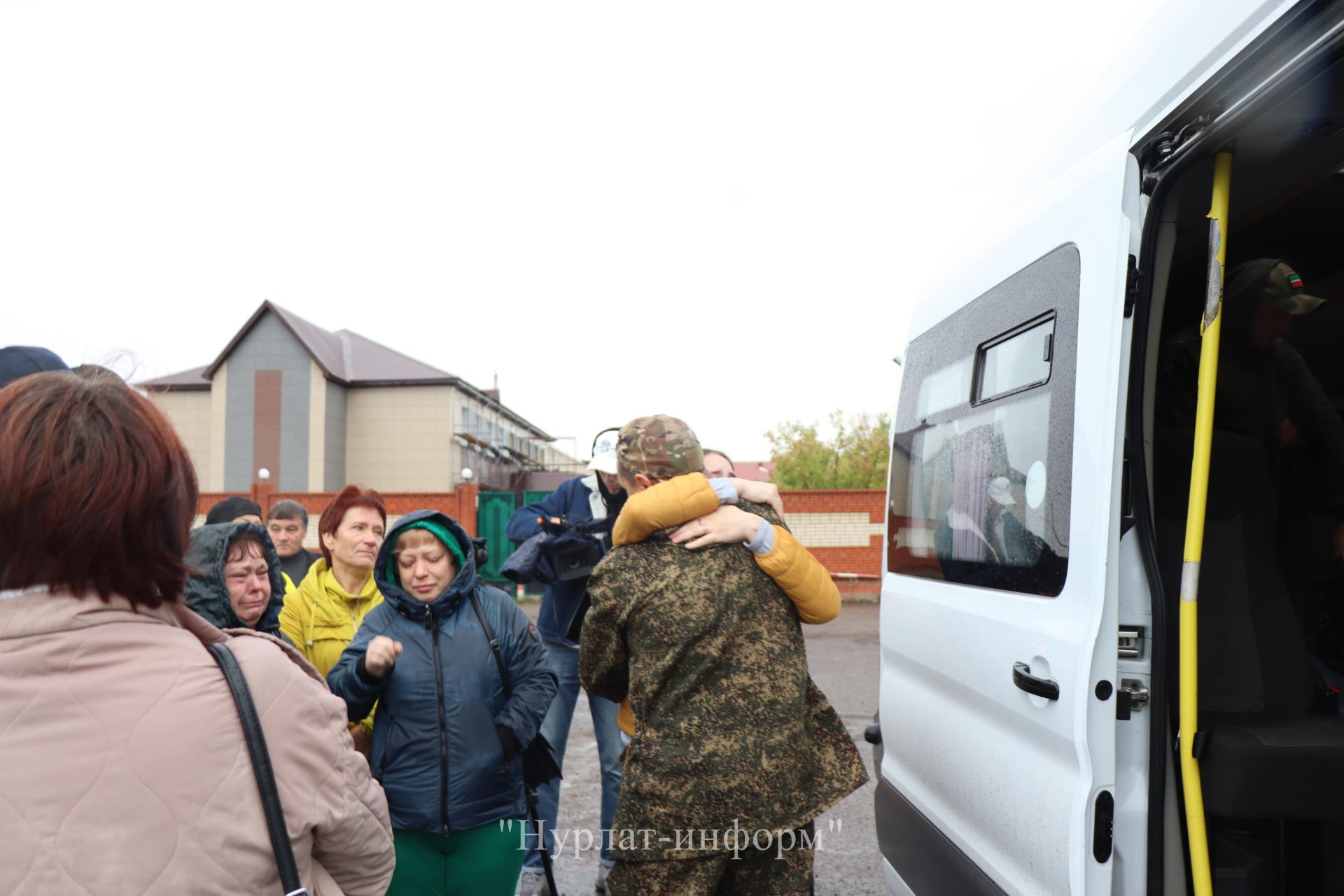 В Нурлате проводили на службу очередную группу контрактников