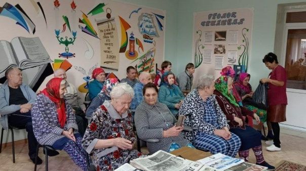 В Нурлатском ДИПИ провели праздник для пожилых людей