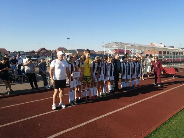 В Нурлате Дамир Ишкинеев торжественно наградил бронзовых призеров