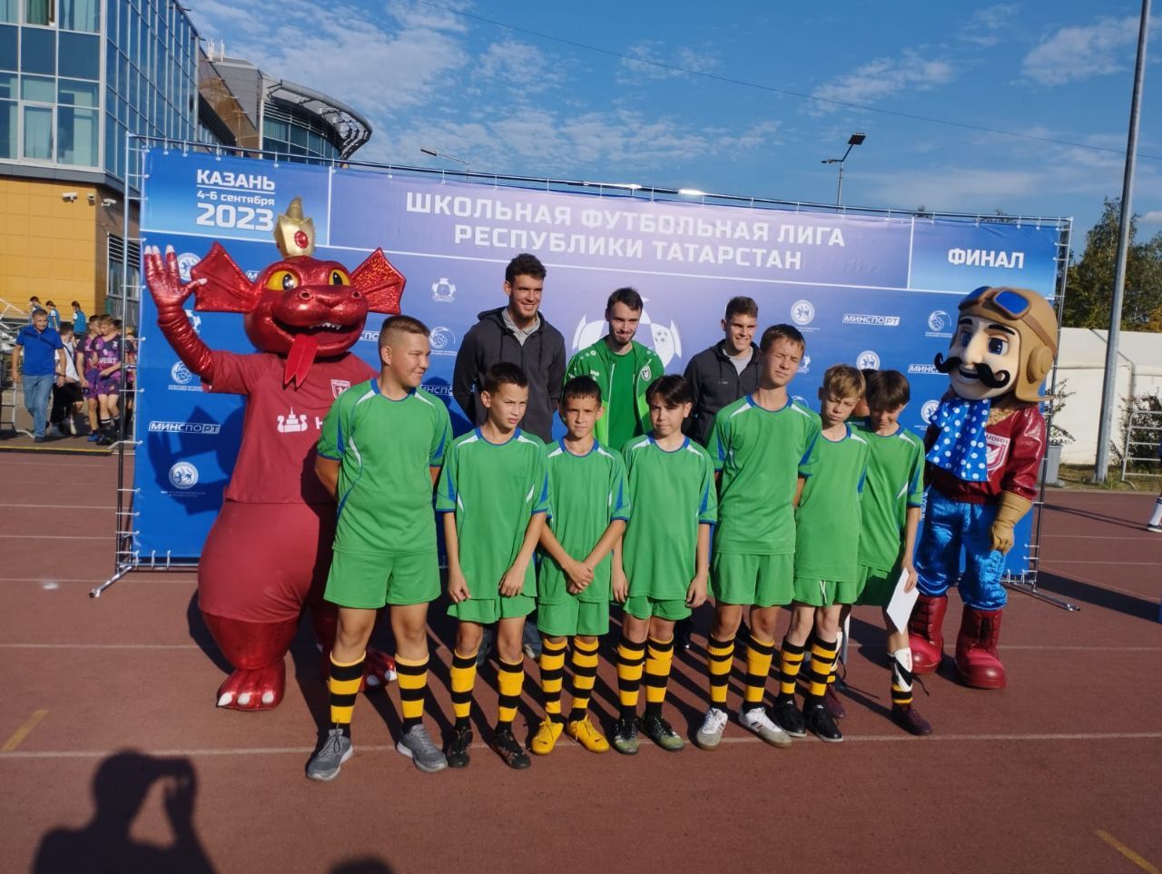 Нурлатские команды участвуют в финальном этапе соревнований Школьной футбольной лиги сезона 2022-2023