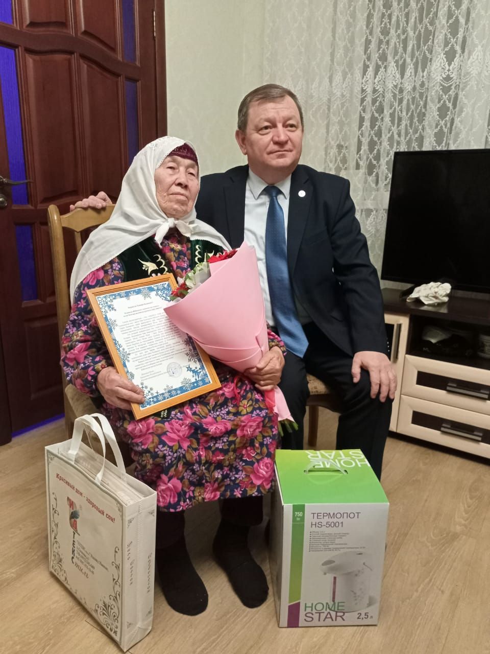 Непростая судьба выпала на долю 90-летней жительницы Кичкальни Ханифы Хасановой