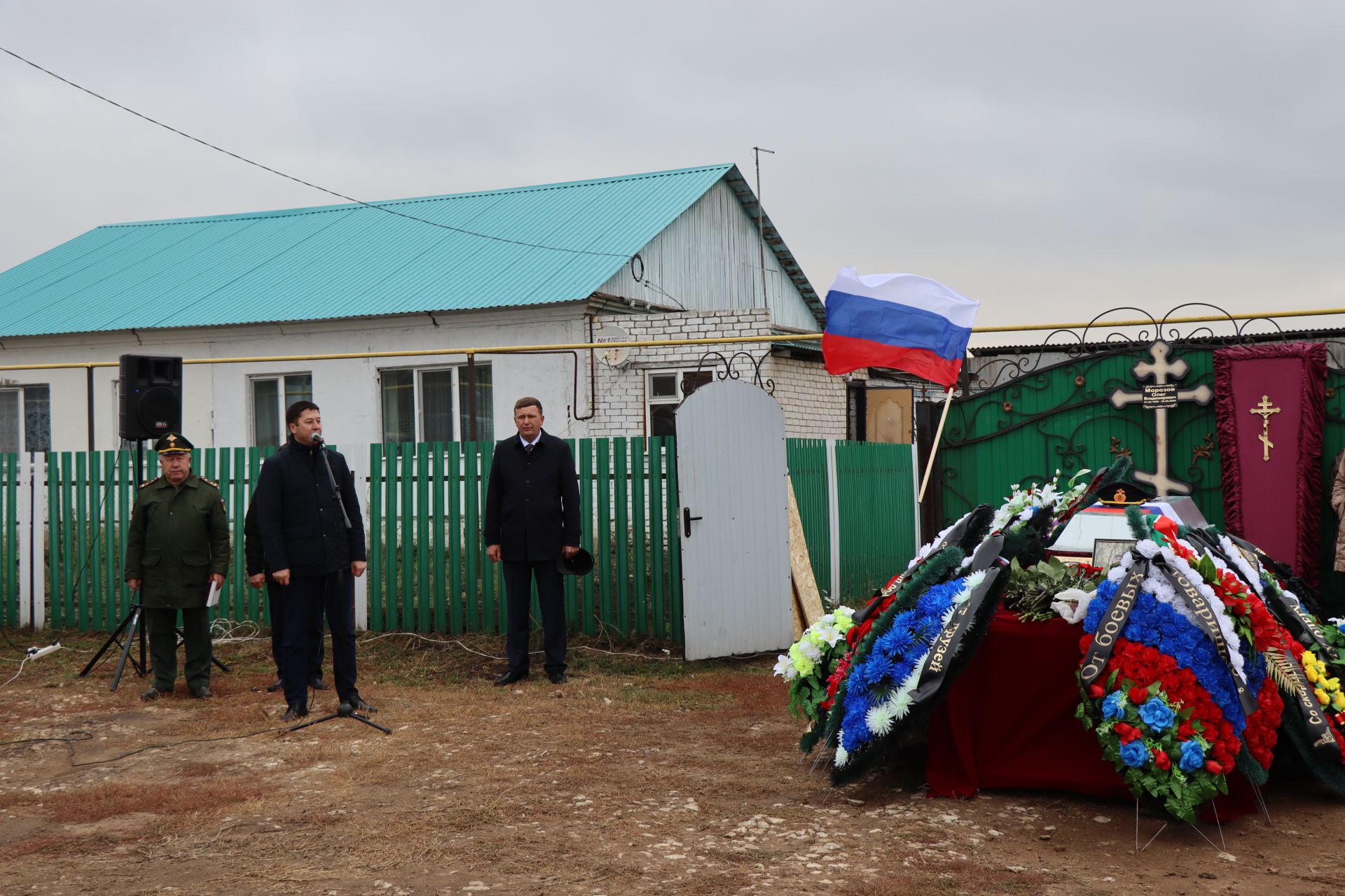 В селе Мамыково простились с героем специальной военной операции Морозовым Олегом Владимировичем