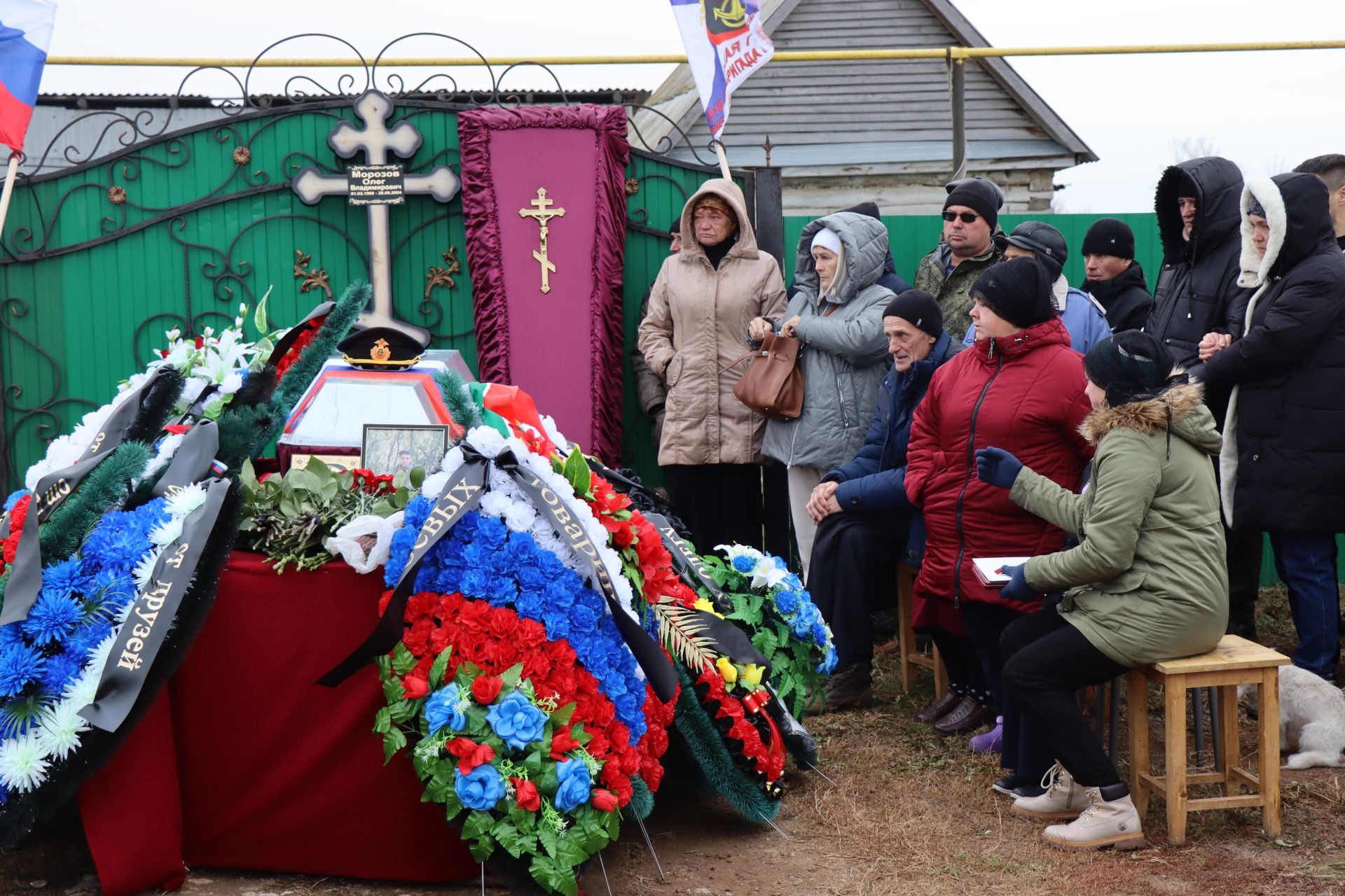 В селе Мамыково простились с героем специальной военной операции Морозовым Олегом Владимировичем