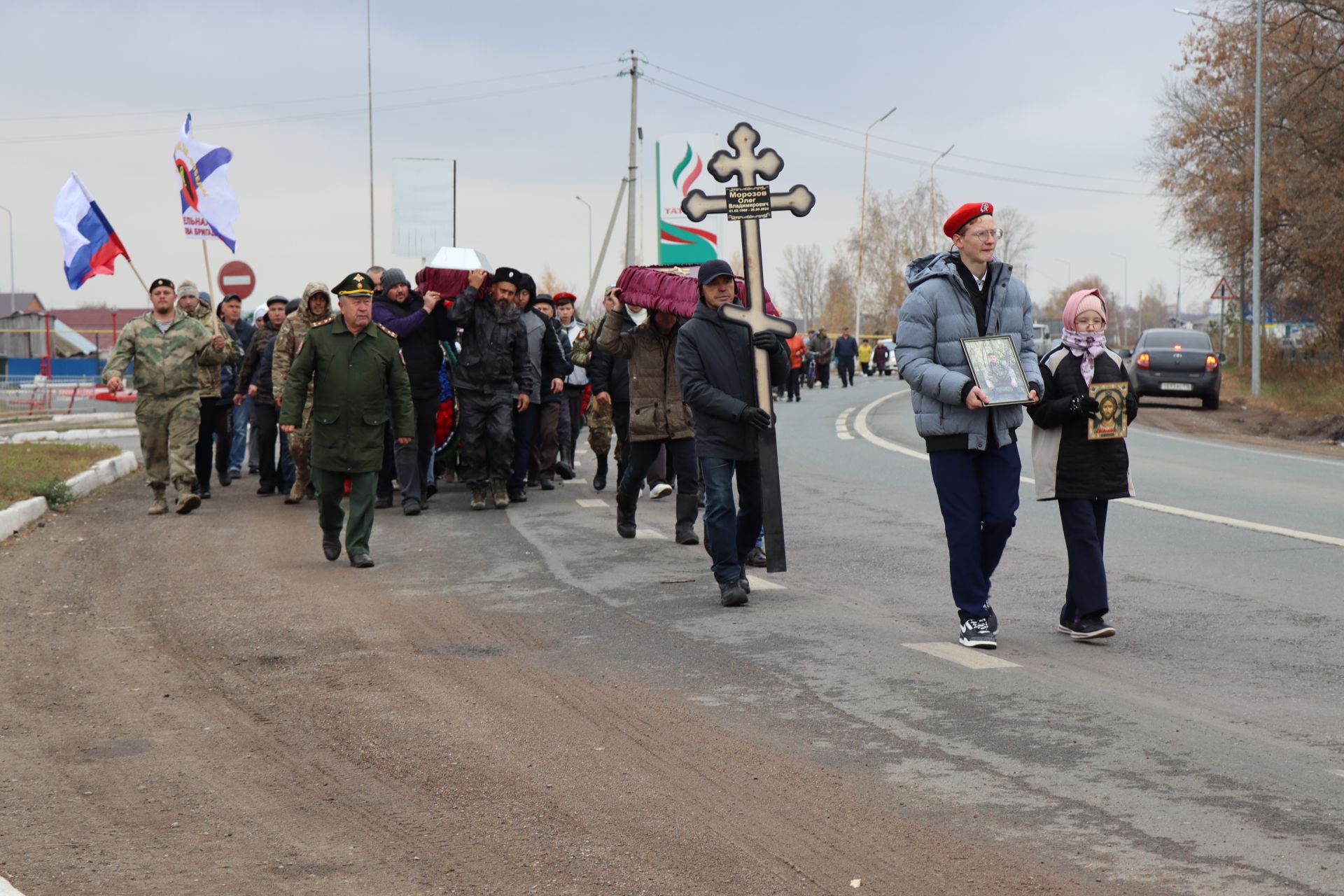 В селе Мамыково простились с героем специальной военной операции Морозовым Олегом Владимировичем