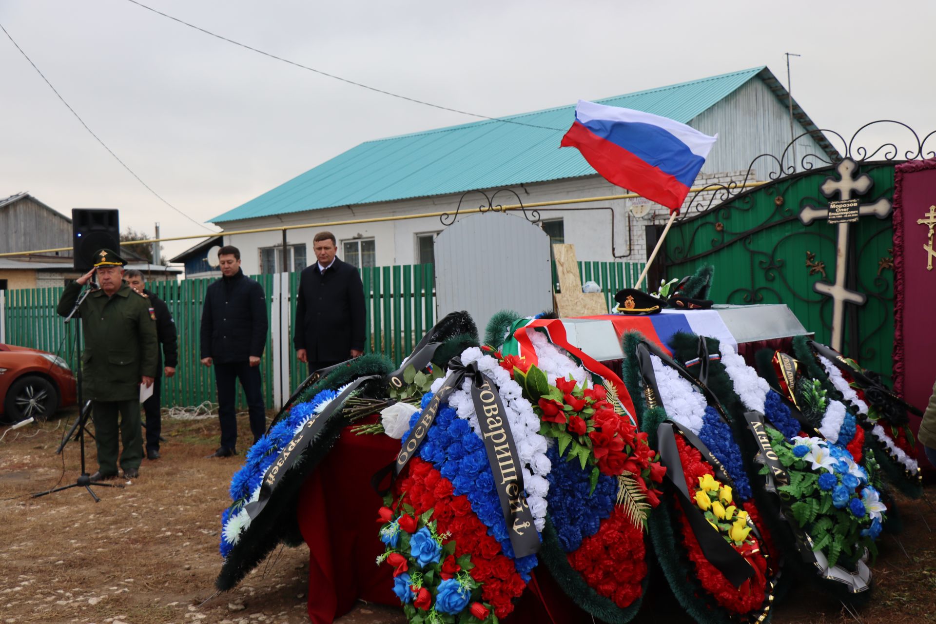 В селе Мамыково простились с героем специальной военной операции Морозовым Олегом Владимировичем
