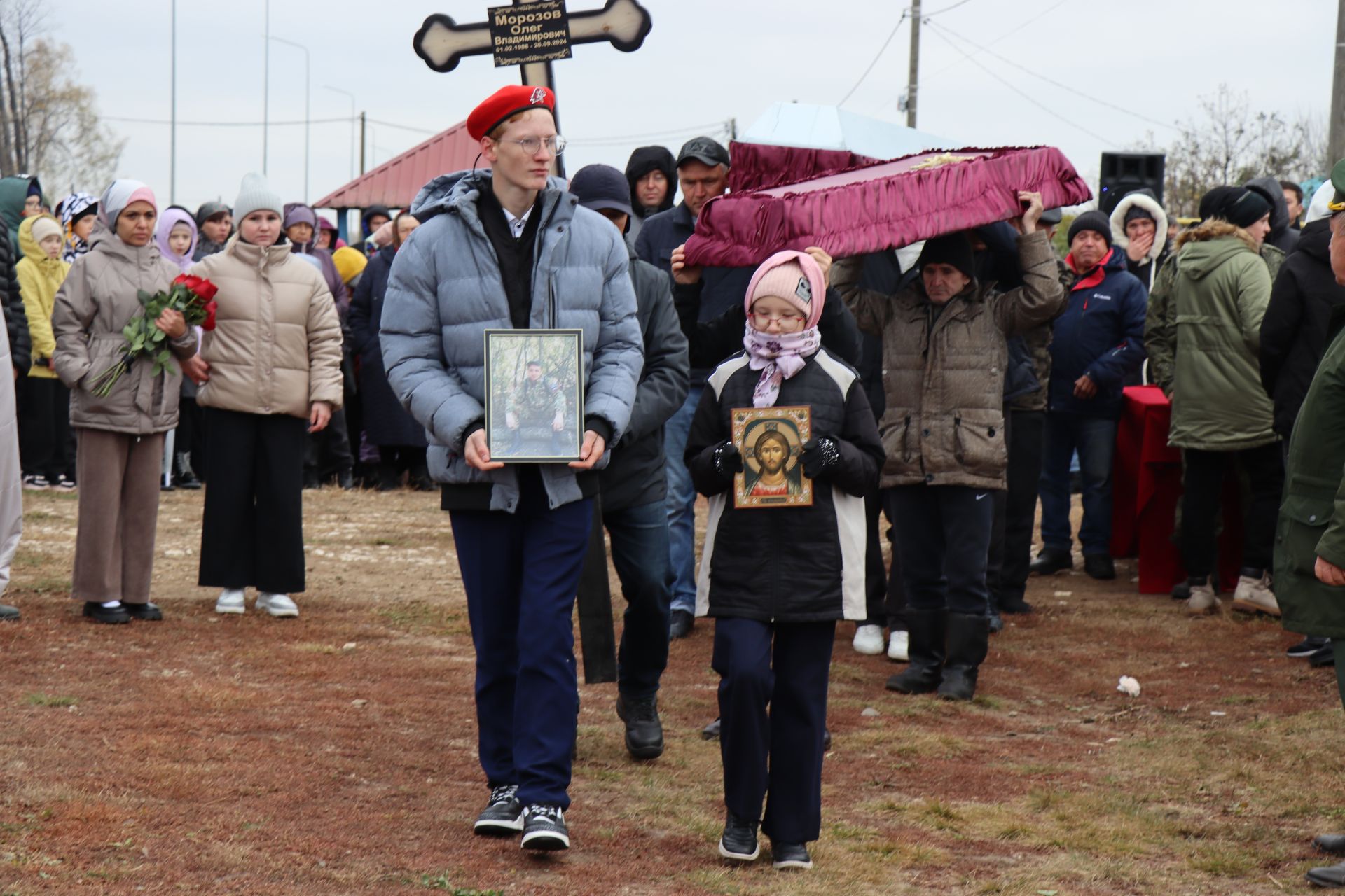 В селе Мамыково простились с героем специальной военной операции Морозовым Олегом Владимировичем
