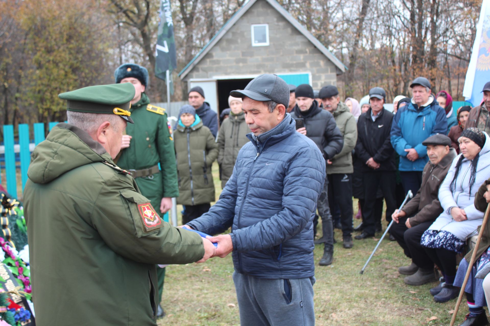 В Нурлатском районе простились с погибшим участником СВО