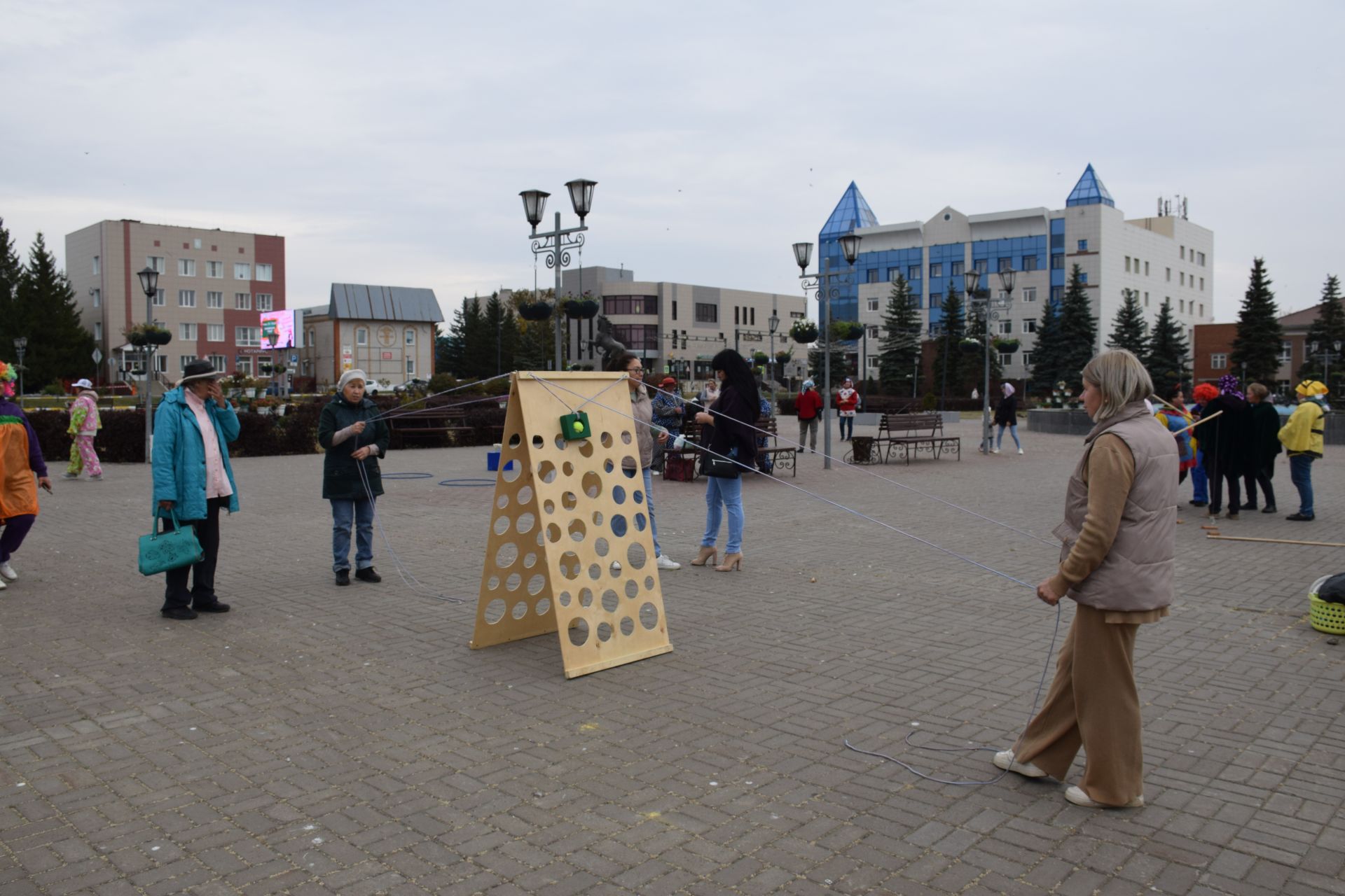 В Нурлате прошло праздничное мероприятие «Золотая осень»