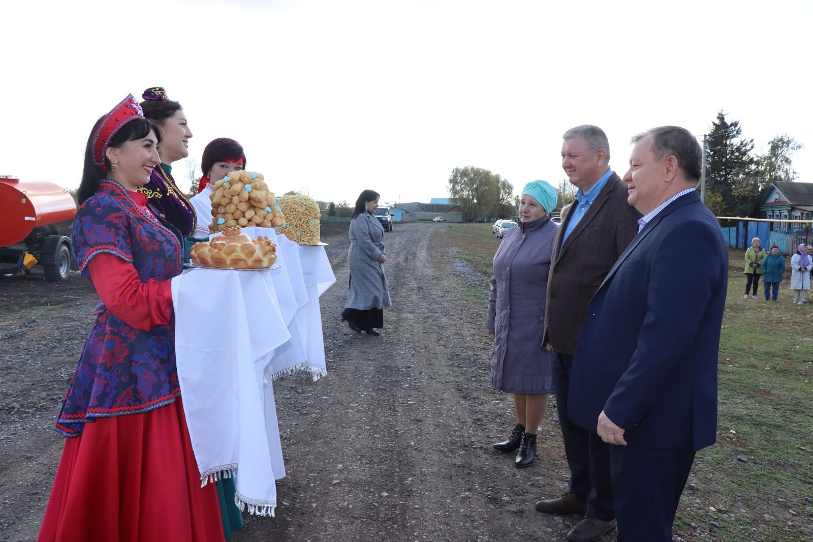 В деревне Бикулово после капитального ремонта торжественно открыли гидротехническое сооружение