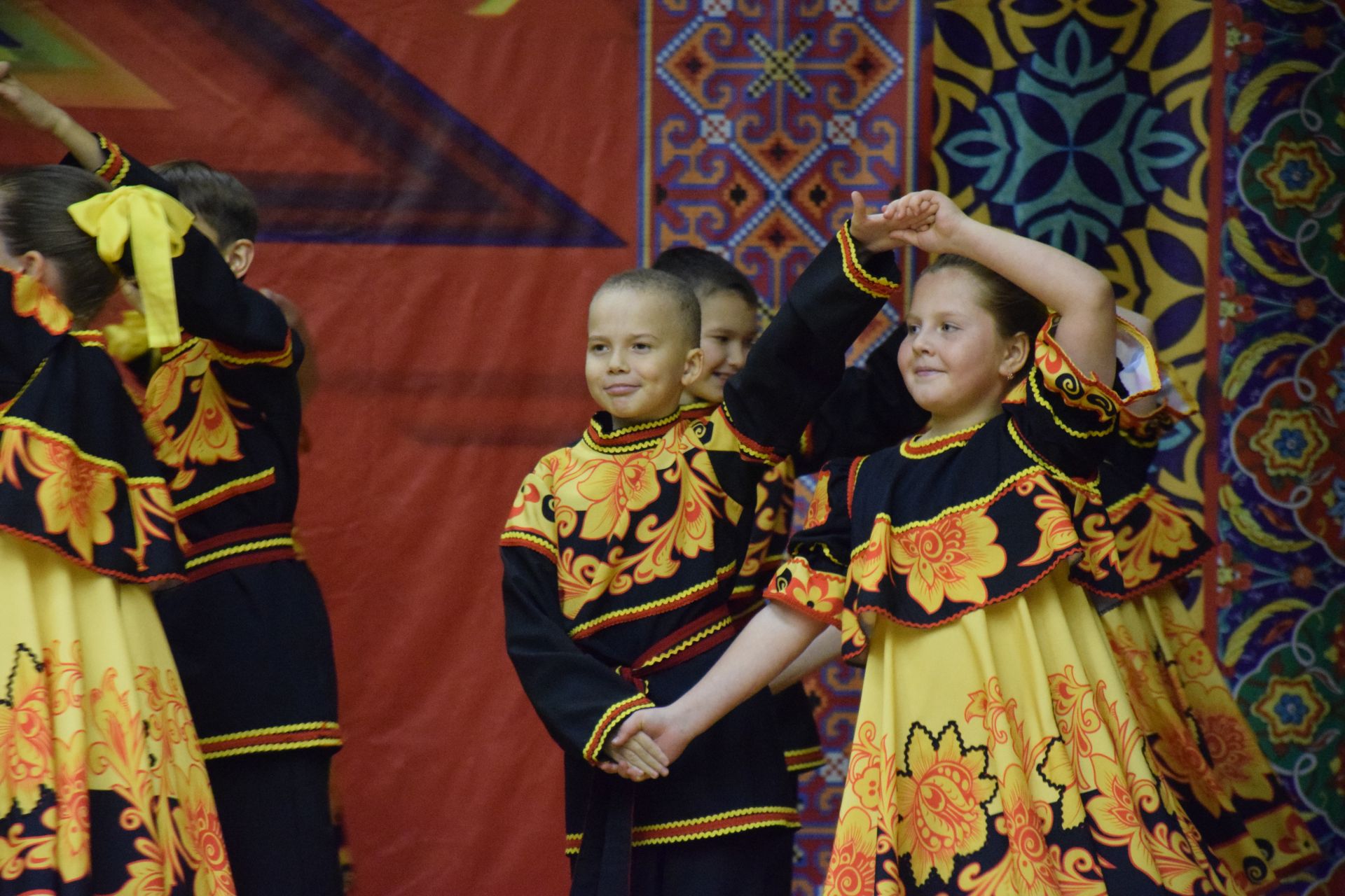 В Доме дружбы народов города Нурлат прошел праздничный концерт ко Дню народного единства