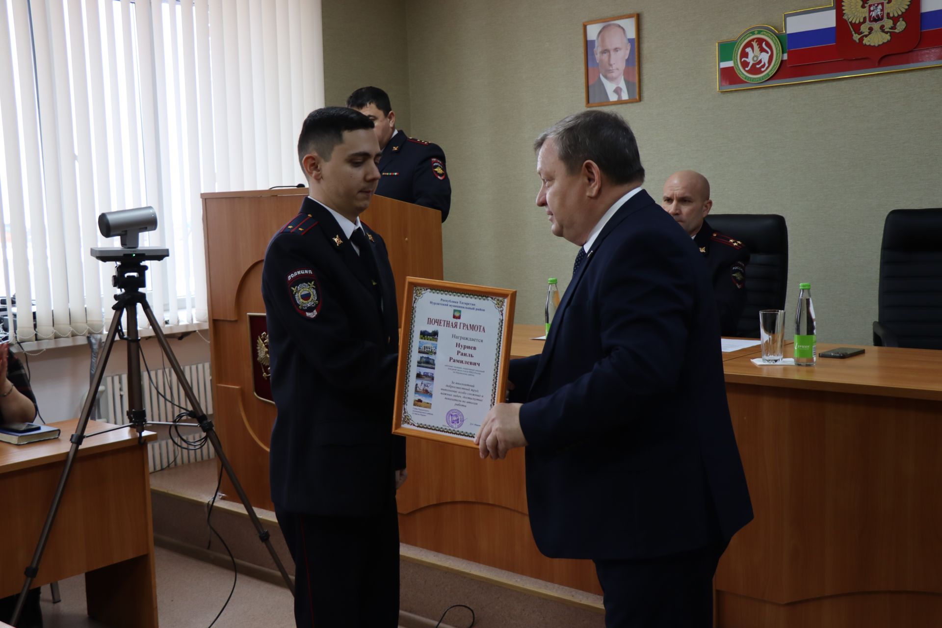 В Нурлате поздравили сотрудников органов внутренних дел с профессиональным праздником