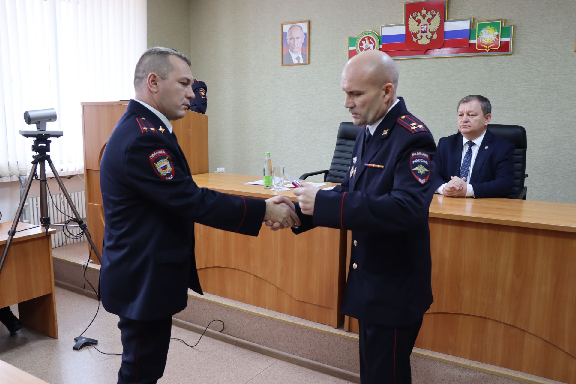 В Нурлате поздравили сотрудников органов внутренних дел с профессиональным праздником