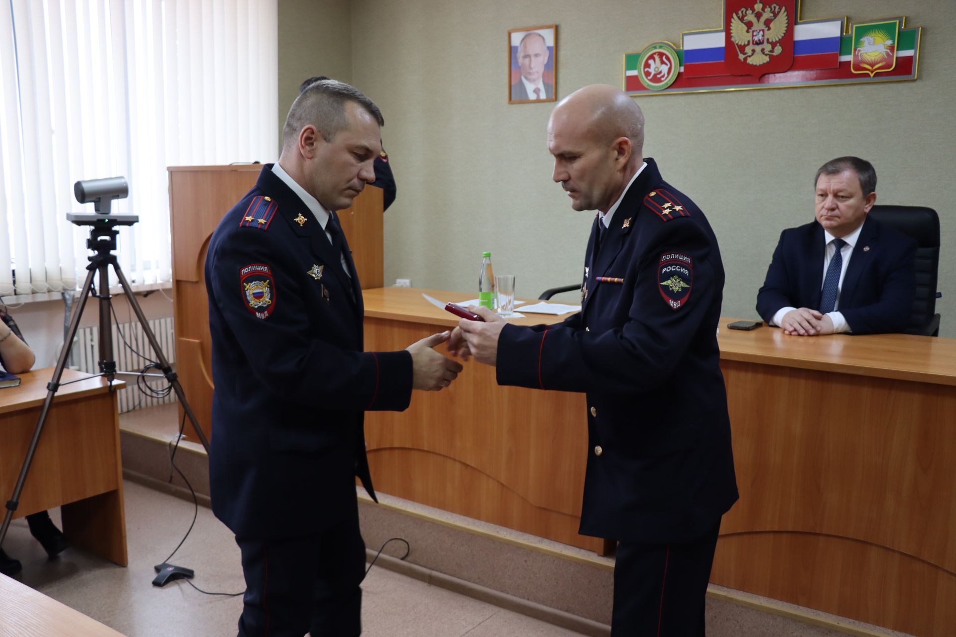 В Нурлате поздравили сотрудников органов внутренних дел с профессиональным праздником