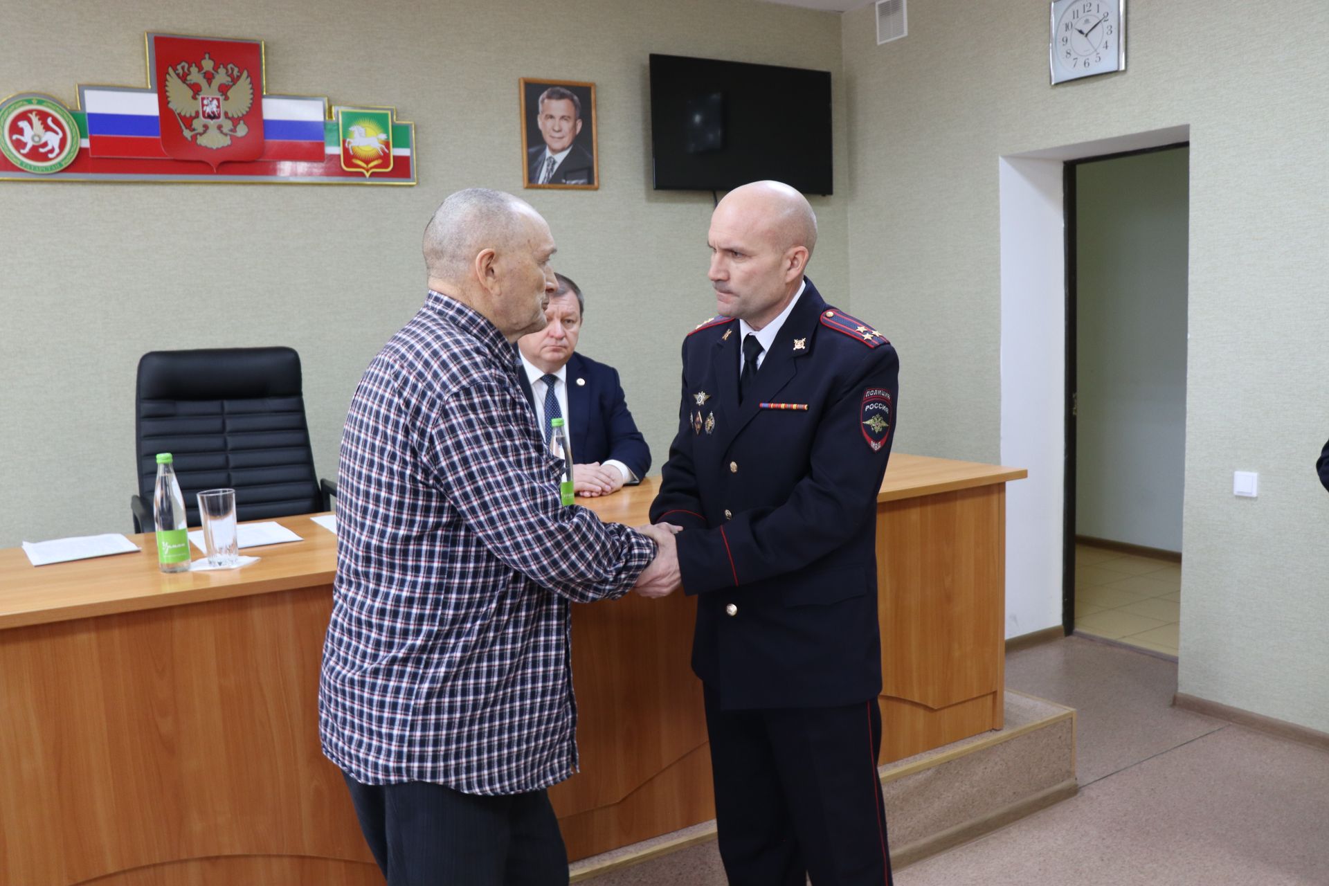 В Нурлате почтили память погибших сотрудников органов внутренних дел России