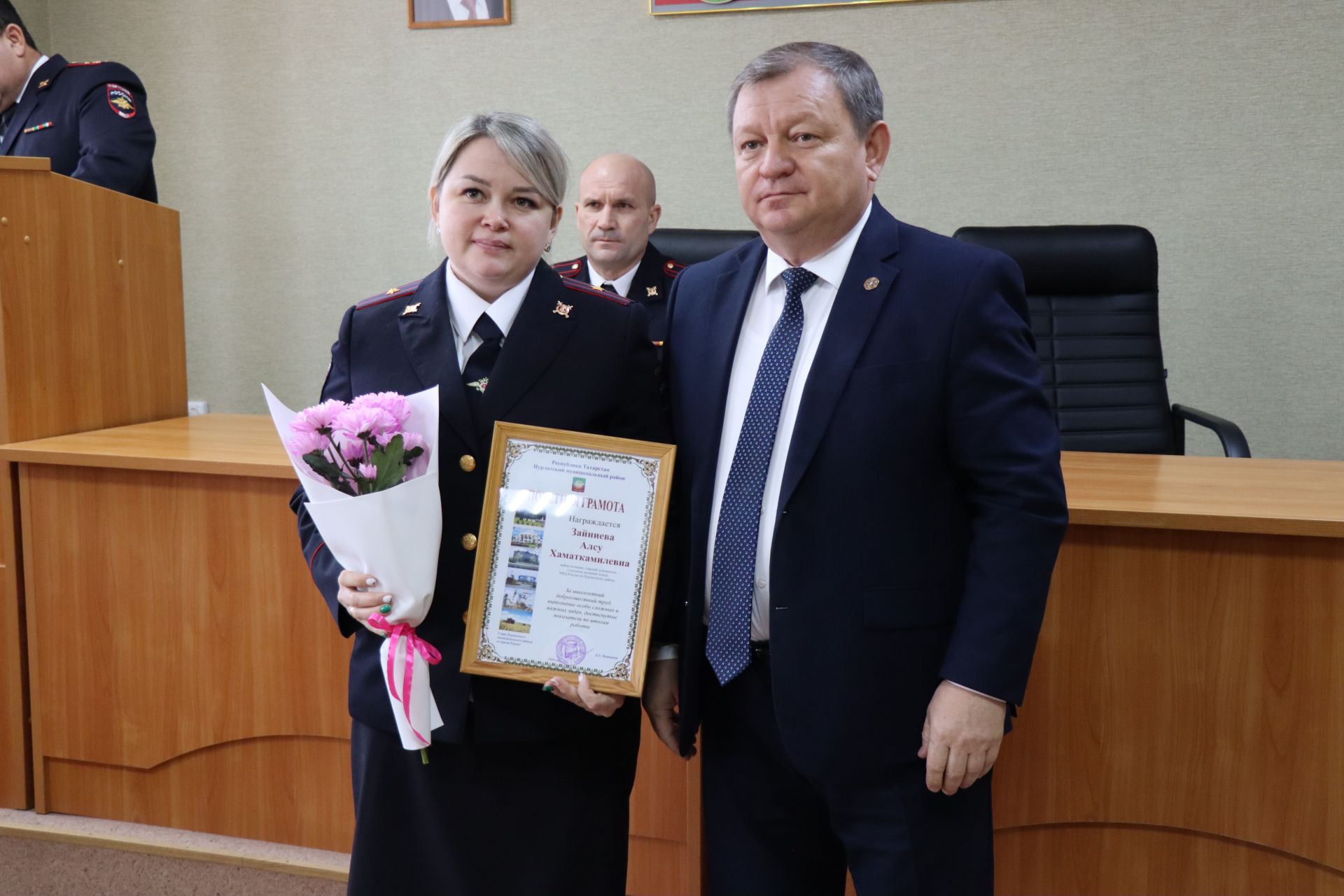 В Нурлате поздравили сотрудников органов внутренних дел с профессиональным праздником