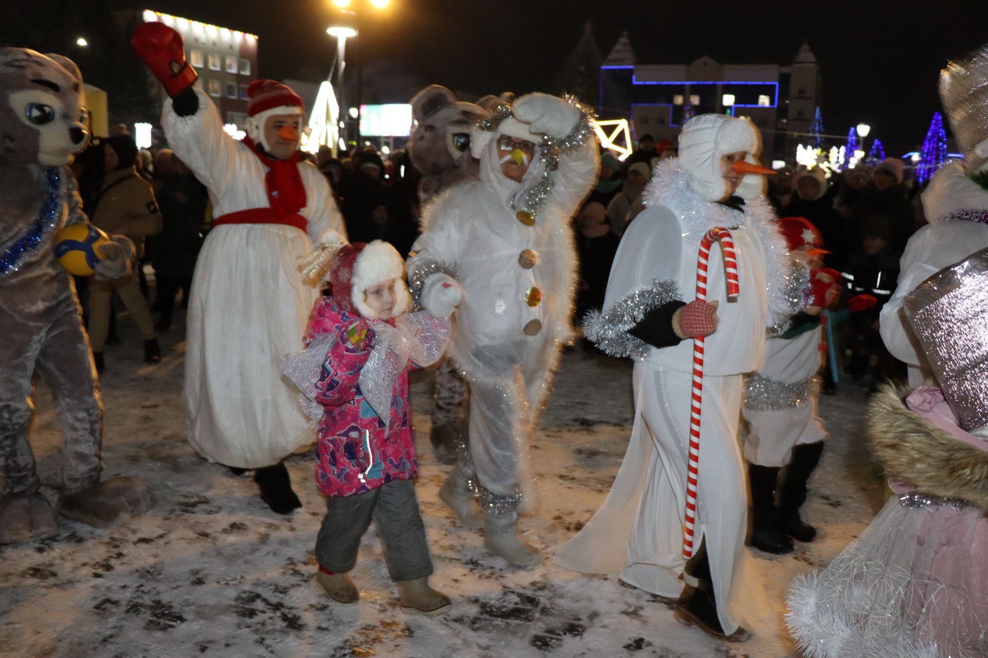 В Нурлате состоялось торжественное открытие главной городской Елки