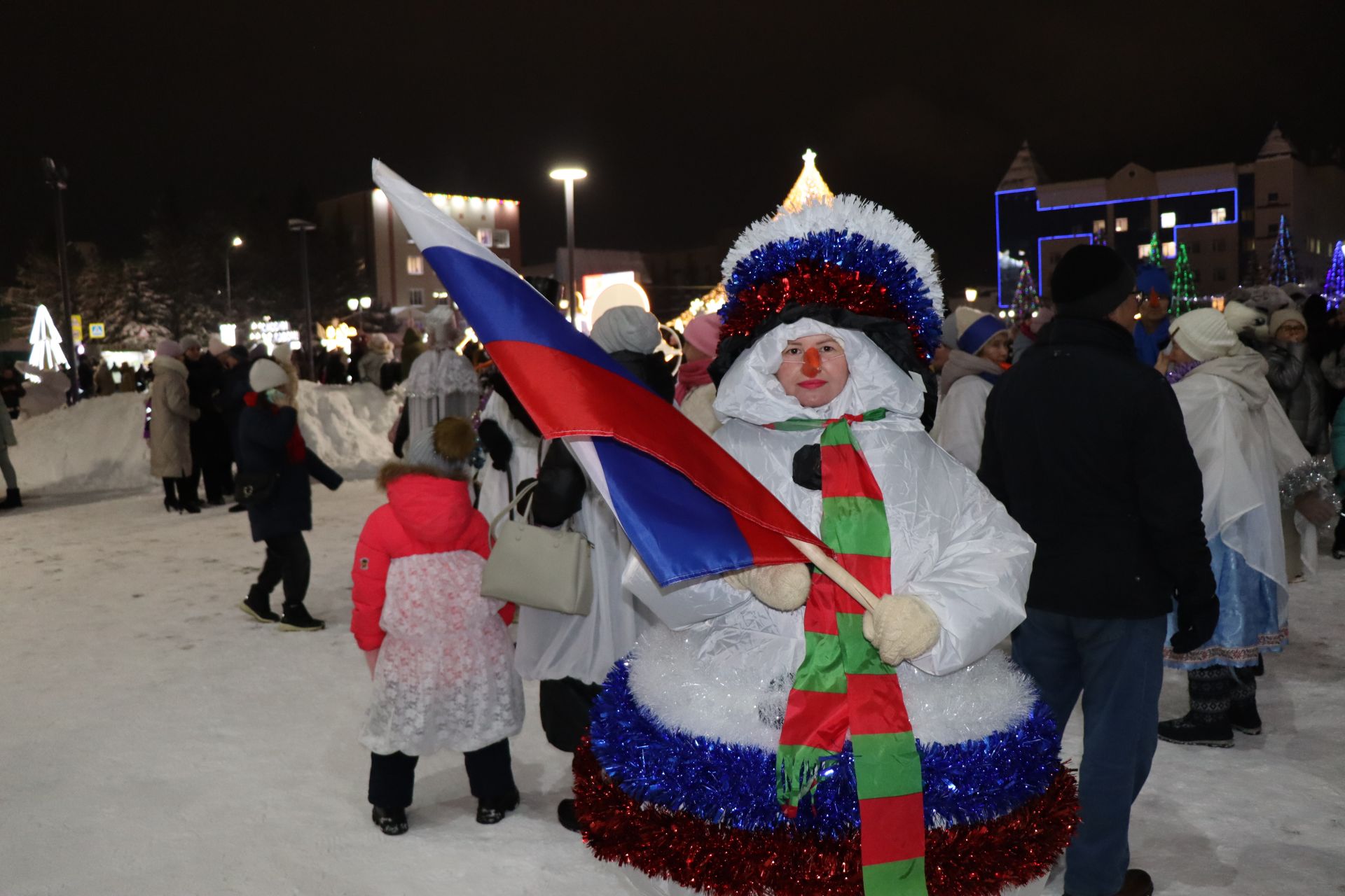 В Нурлате состоялось торжественное открытие главной городской Елки