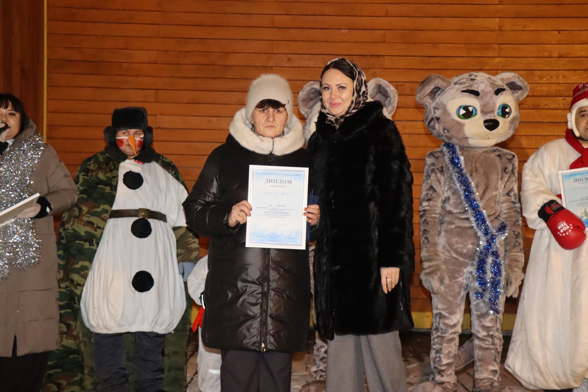 В Нурлате состоялось торжественное открытие главной городской Елки