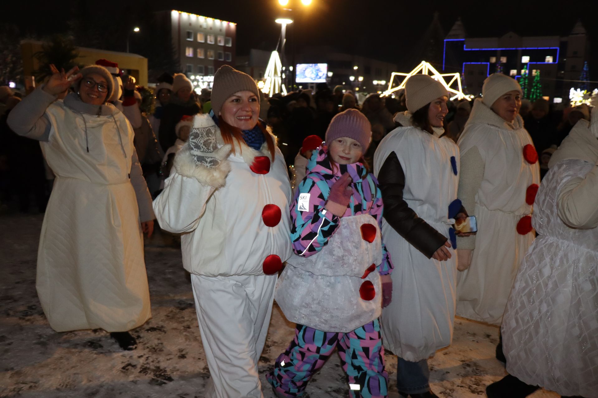 В Нурлате состоялось торжественное открытие главной городской Елки