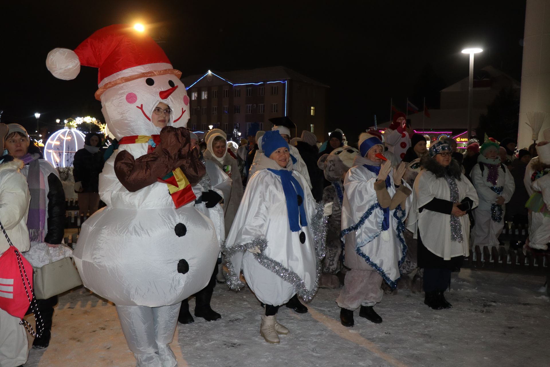 В Нурлате состоялось торжественное открытие главной городской Елки