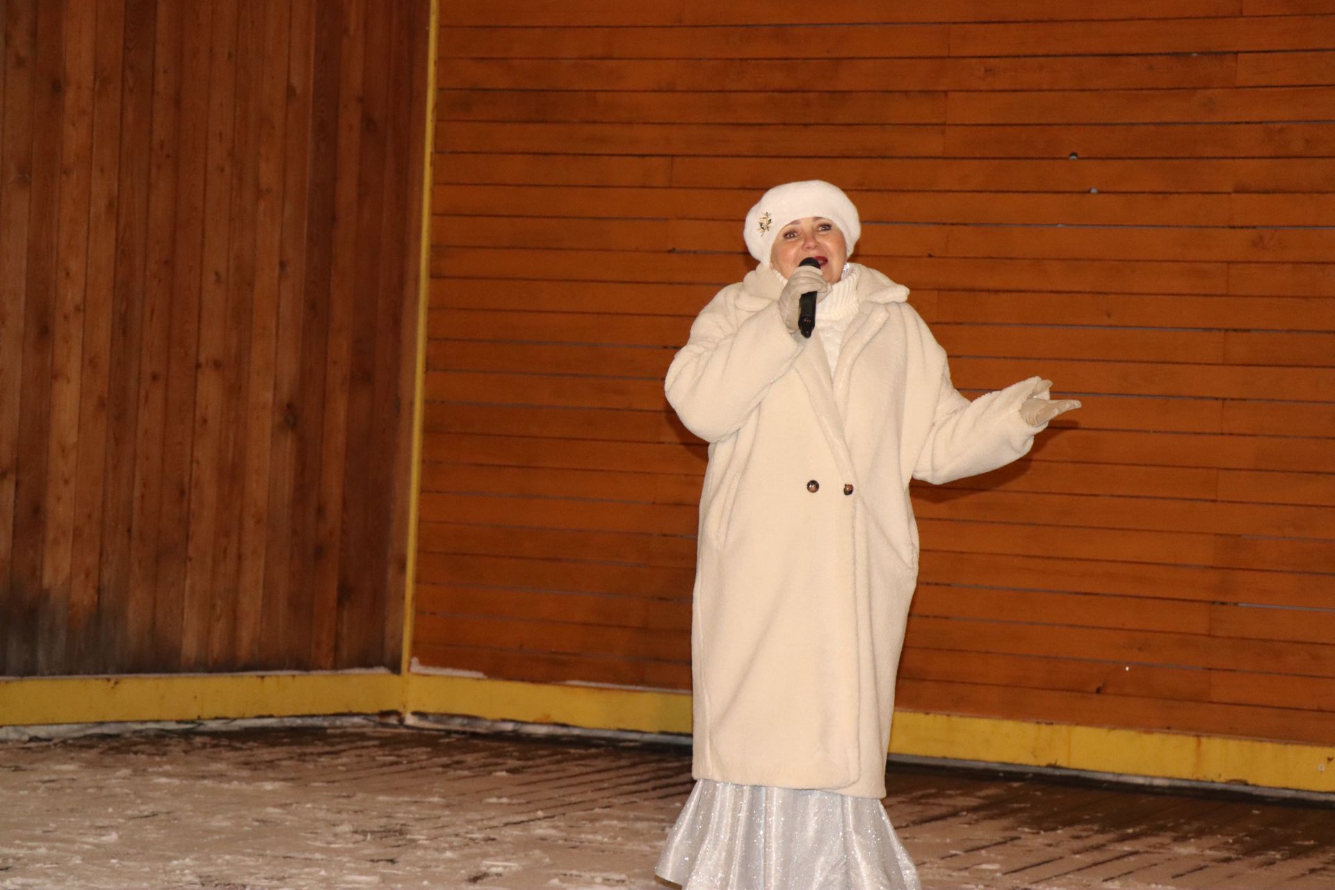 В Нурлате состоялось торжественное открытие главной городской Елки