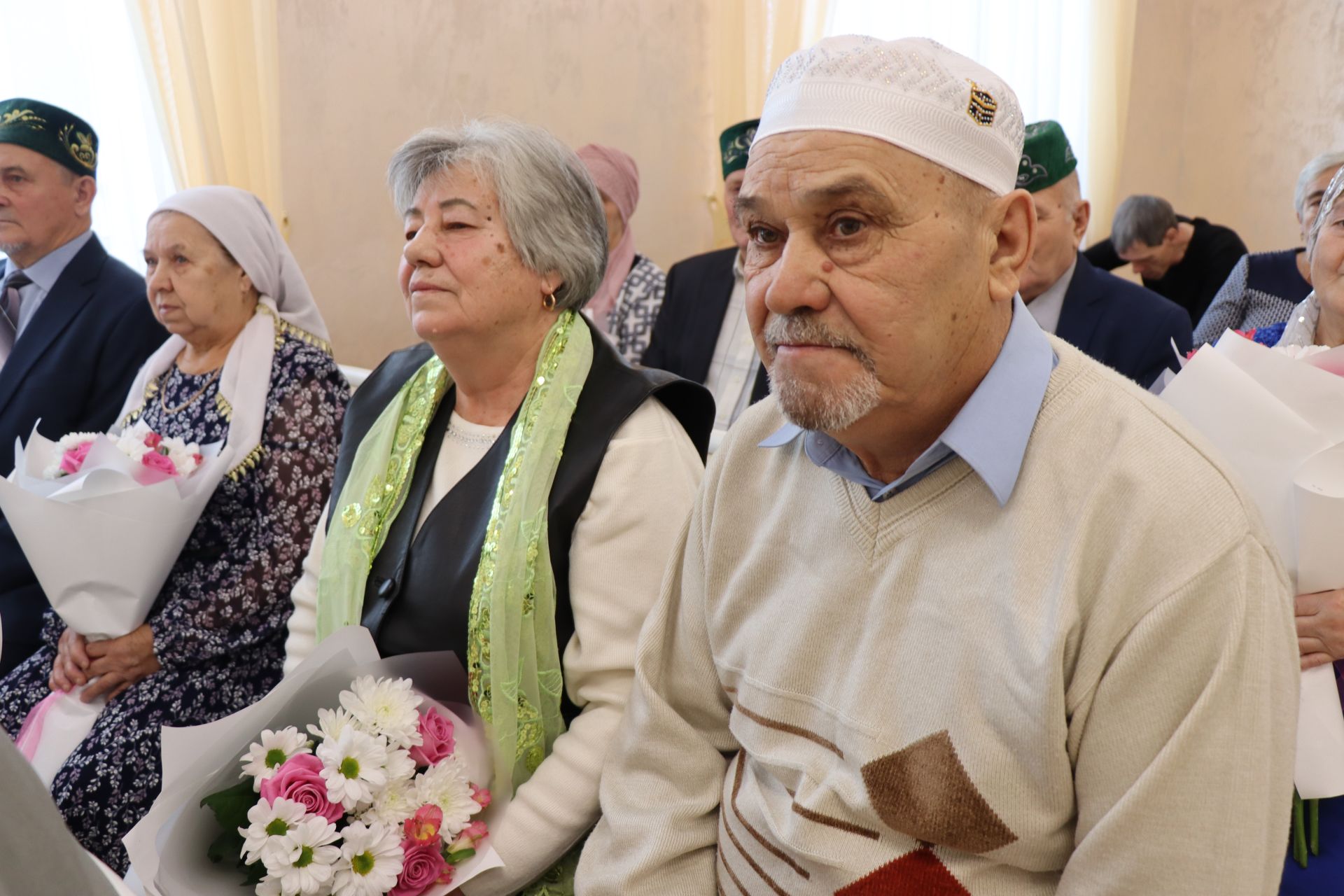 В Нурлате чествовали юбиляров семейной жизни (фоторепортаж)