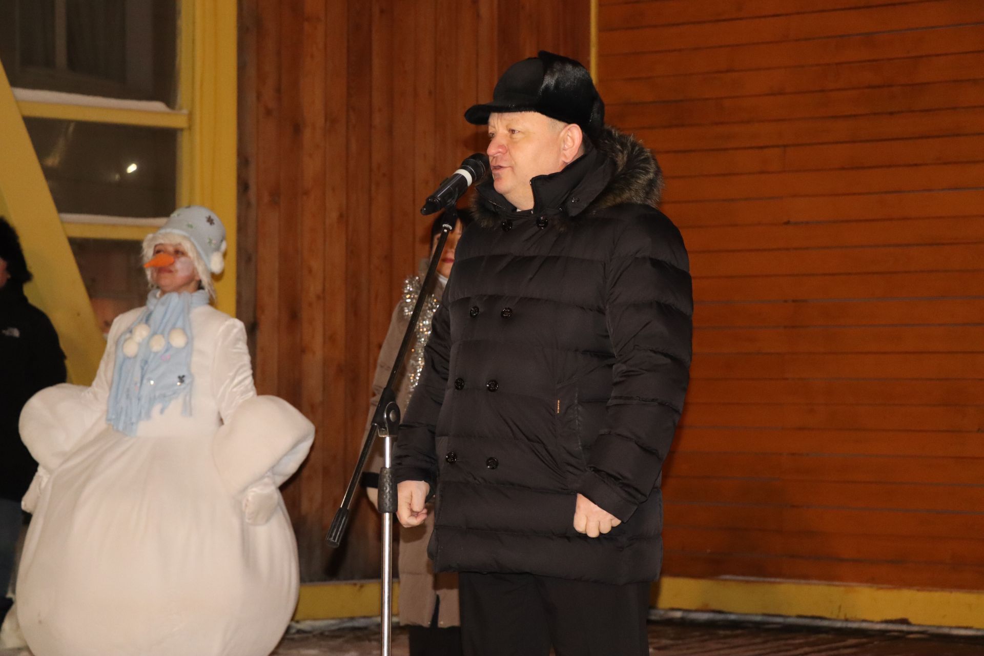 В Нурлате состоялось торжественное открытие главной городской Елки