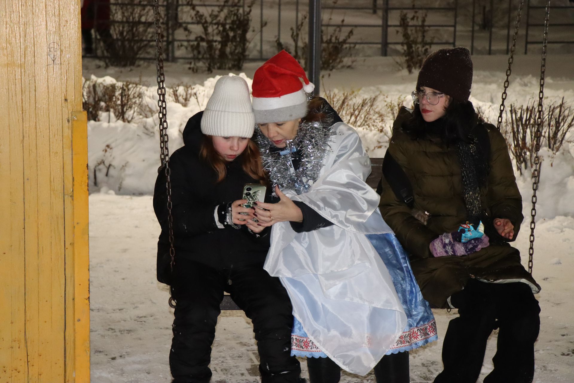 В Нурлате состоялось торжественное открытие главной городской Елки