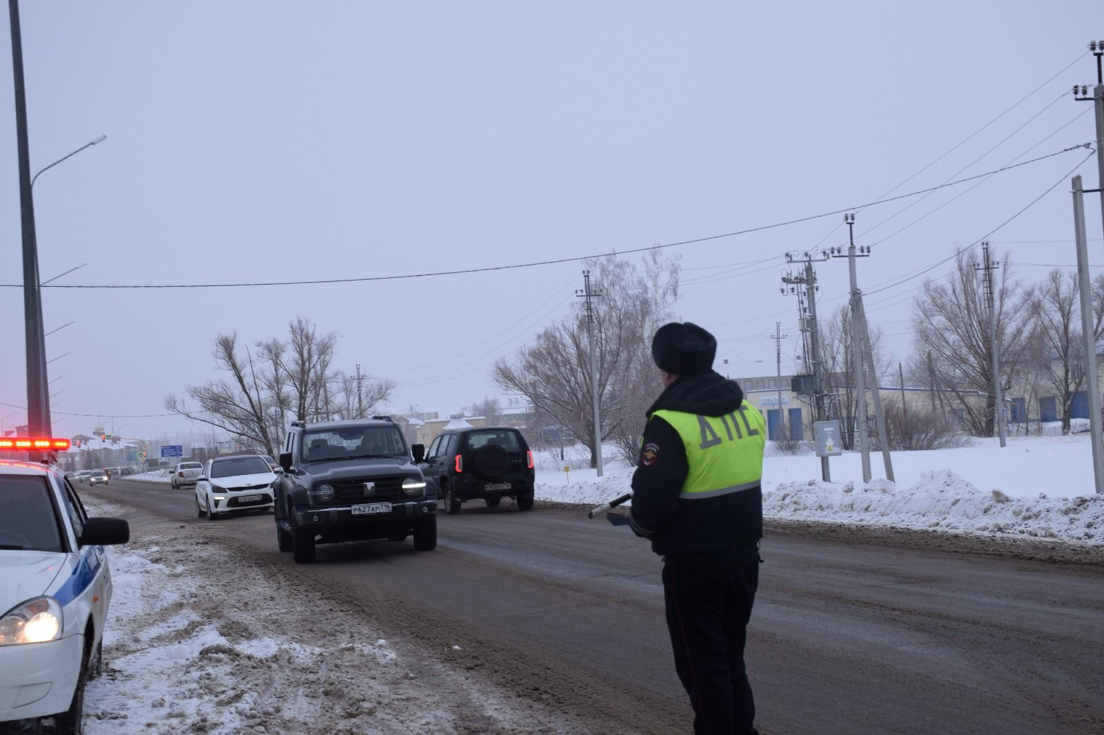 Нурлатские автоинспекторы призывают водителей к бдительности